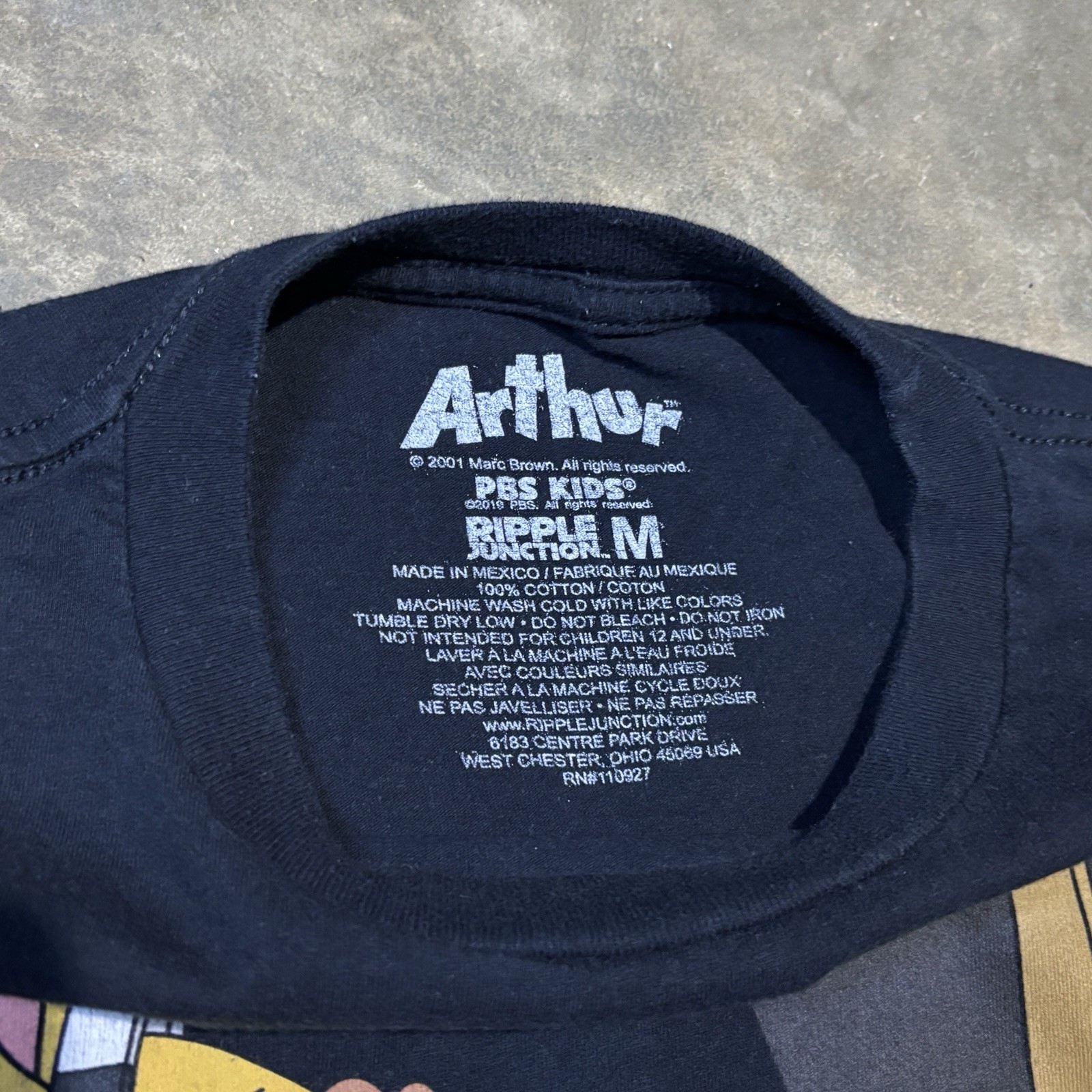 Arthur PBS Kids ‘Yeah I’ll Listen To Your Mixtape’ Funny Graphic T Shirt Men’s M