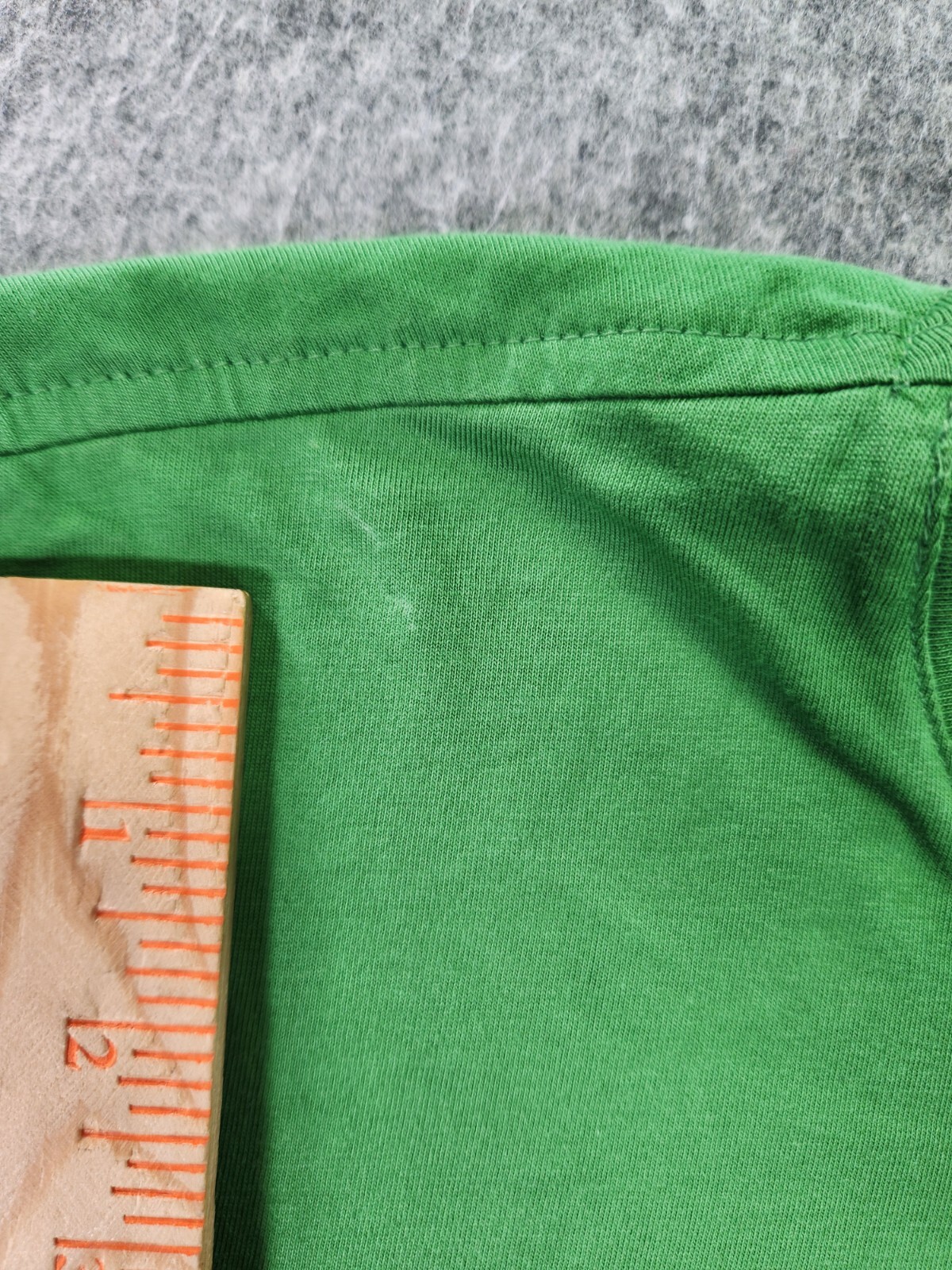 Apple Store Employee T-Shirt Short Sleeve Size Small Green Cotton Crew Neck