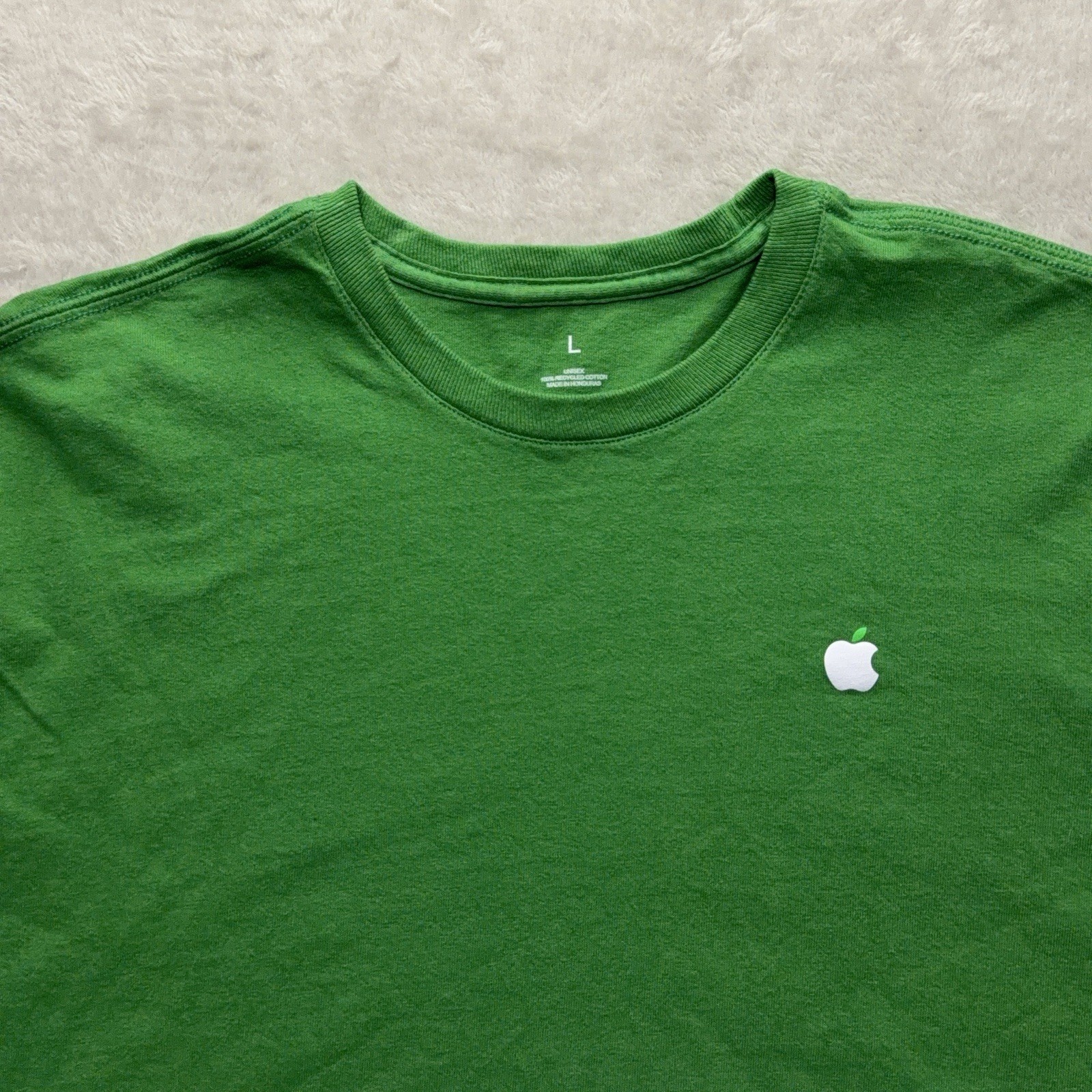 Apple Employee Long Sleeve T-Shirt Men L Green 100% Recycled Cotton Apple Logo