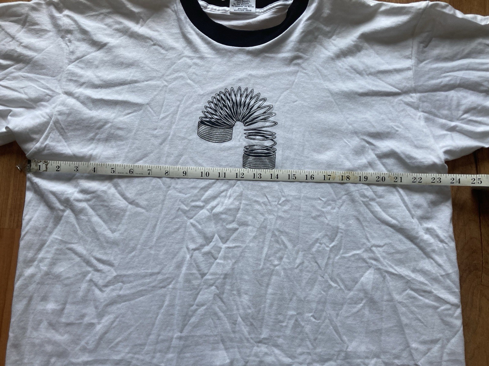 Wild Oats Vintage 1996 NWOT Single Stitch Tshirt Slinky Toy Mens XL USA Made