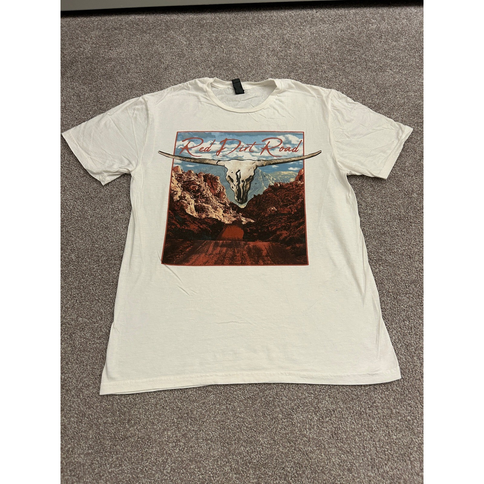VTG Brooks & Dunn T-Shirt Mens Medium White Excellent Red Dirt Road Graphic Tee