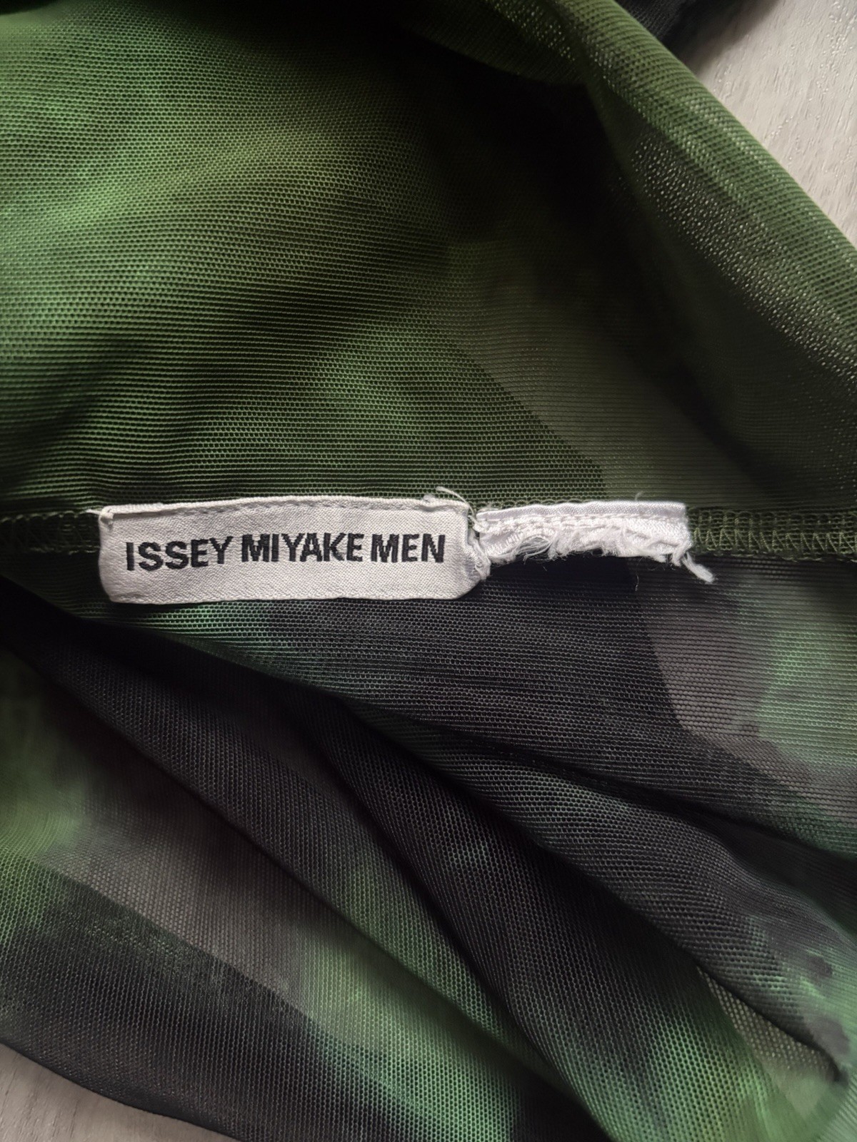 Issey Miyake Men’s Archival Mesh Tie-dye Shirt Size Small 1996