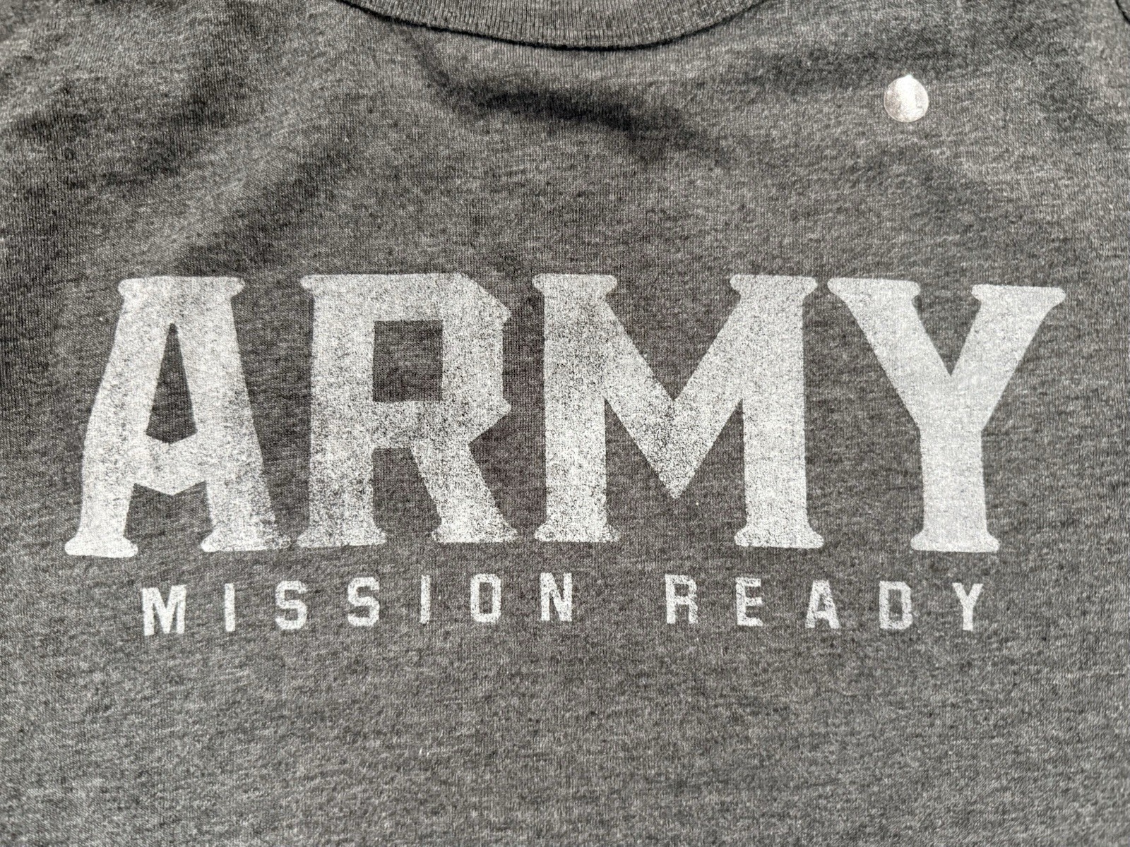 “US ARMY MISSION READY” Charcoal Heather Long Sleeve T-Shirt – Size L – NWT