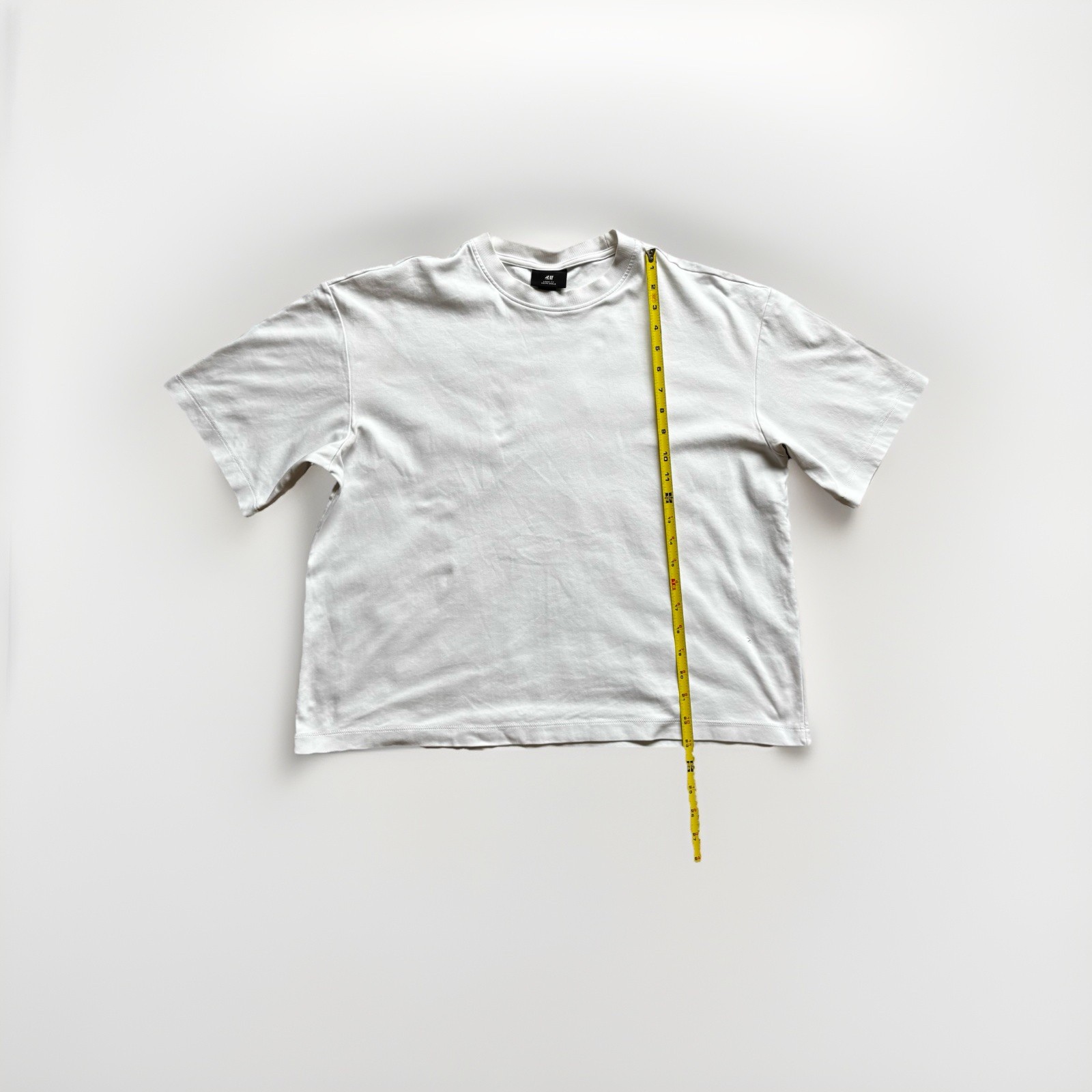 H&M Men’s Loose Fit Cropped White Solid Crew Neck Short Sleeve T-Shirt Size M