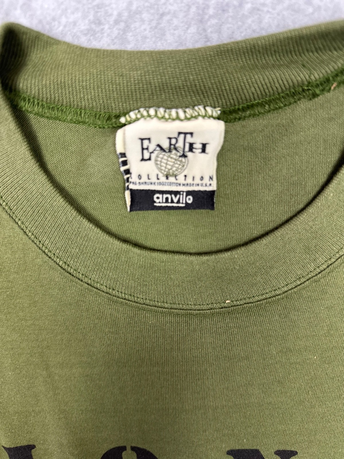 Earth Collection Lionel Trains T-Shirt Sz 2X Short Sleeve Green w Graphics