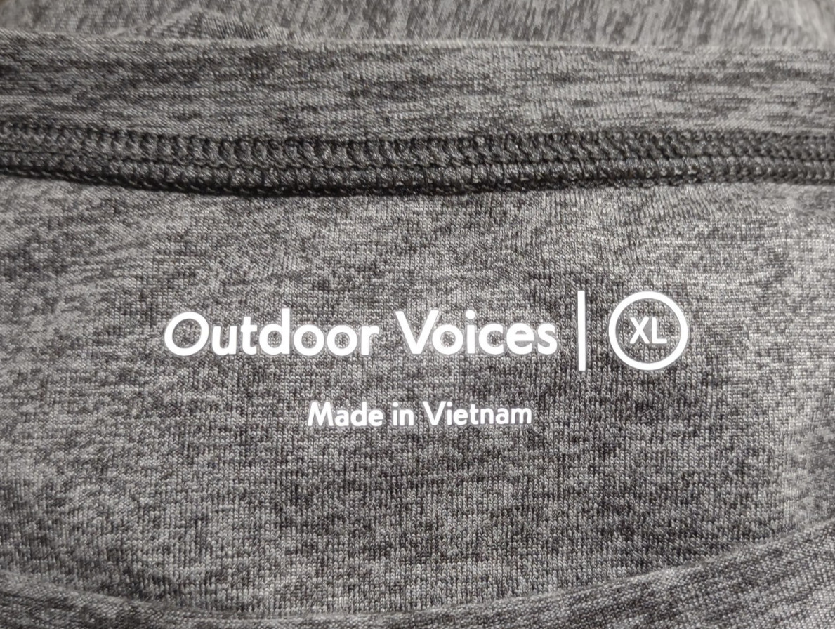 Outdoor Voices gray heathered short sleeve crew neck t-shirt mens XL X-Large