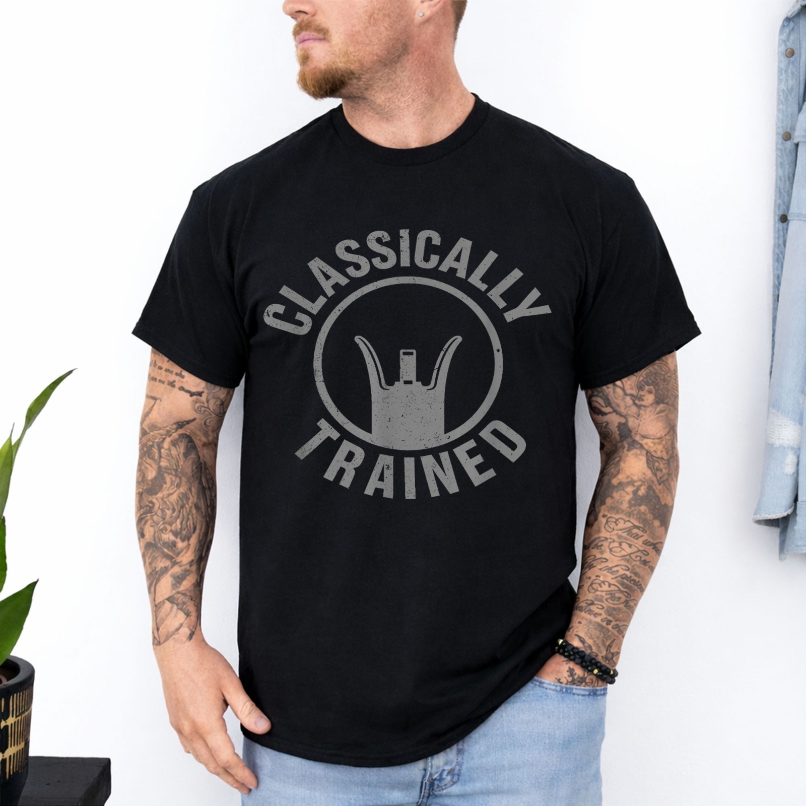 Vintage Classically Trained Iron Sights Grunge 2A Patriot T-Shirt