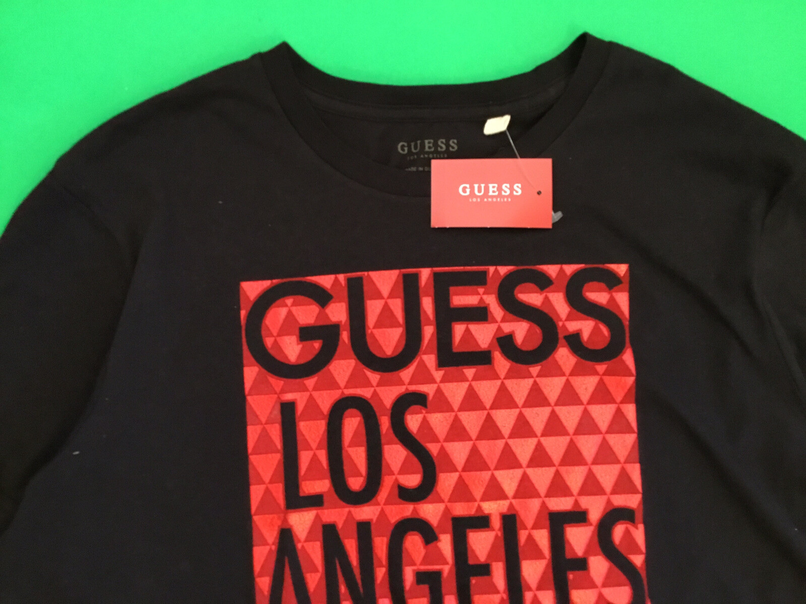 GUESS Los Angeles Men’s Short Sleeve T-Shirt Size MEDIUM Black w/ Red Cotton NEW