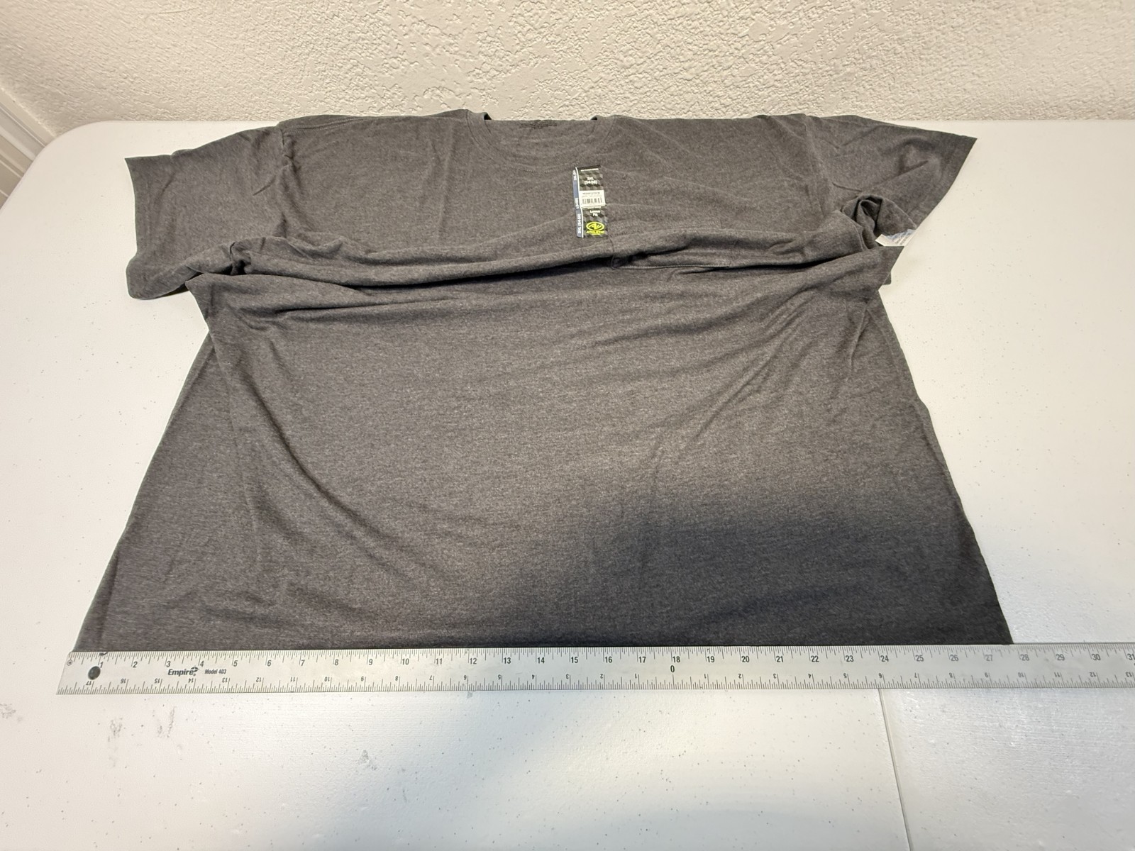 Men’s Shirts, (New w/tags), Athletic Works, S/S Crew Neck Pocket Tee 3XL (54-56)