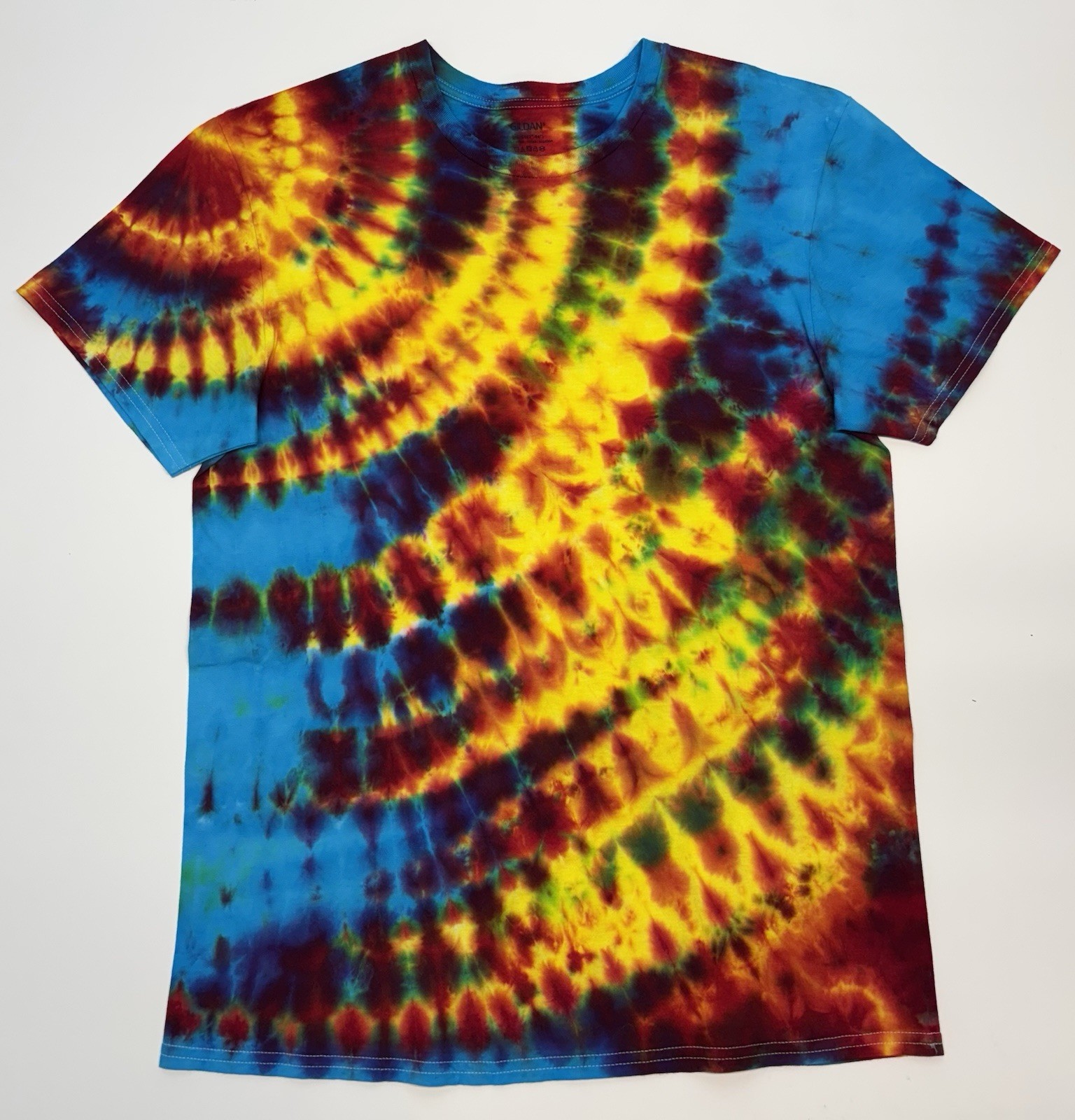 Handmade Tie Dye Adult Unisex T-Shirt Size Large Multicolor Tee New
