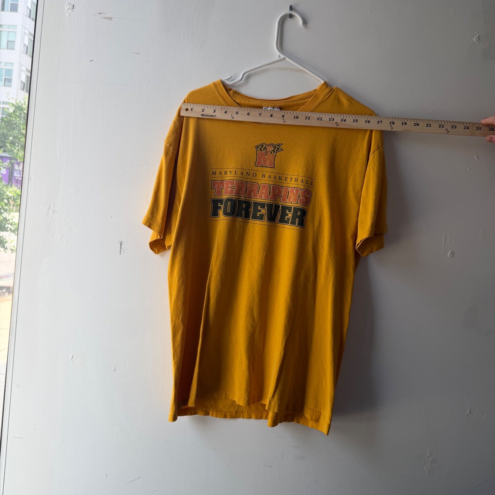 Maryland Basketball Terrapins Forever TShirt Yellow Gildan Mens XL NCAA Fan Gear