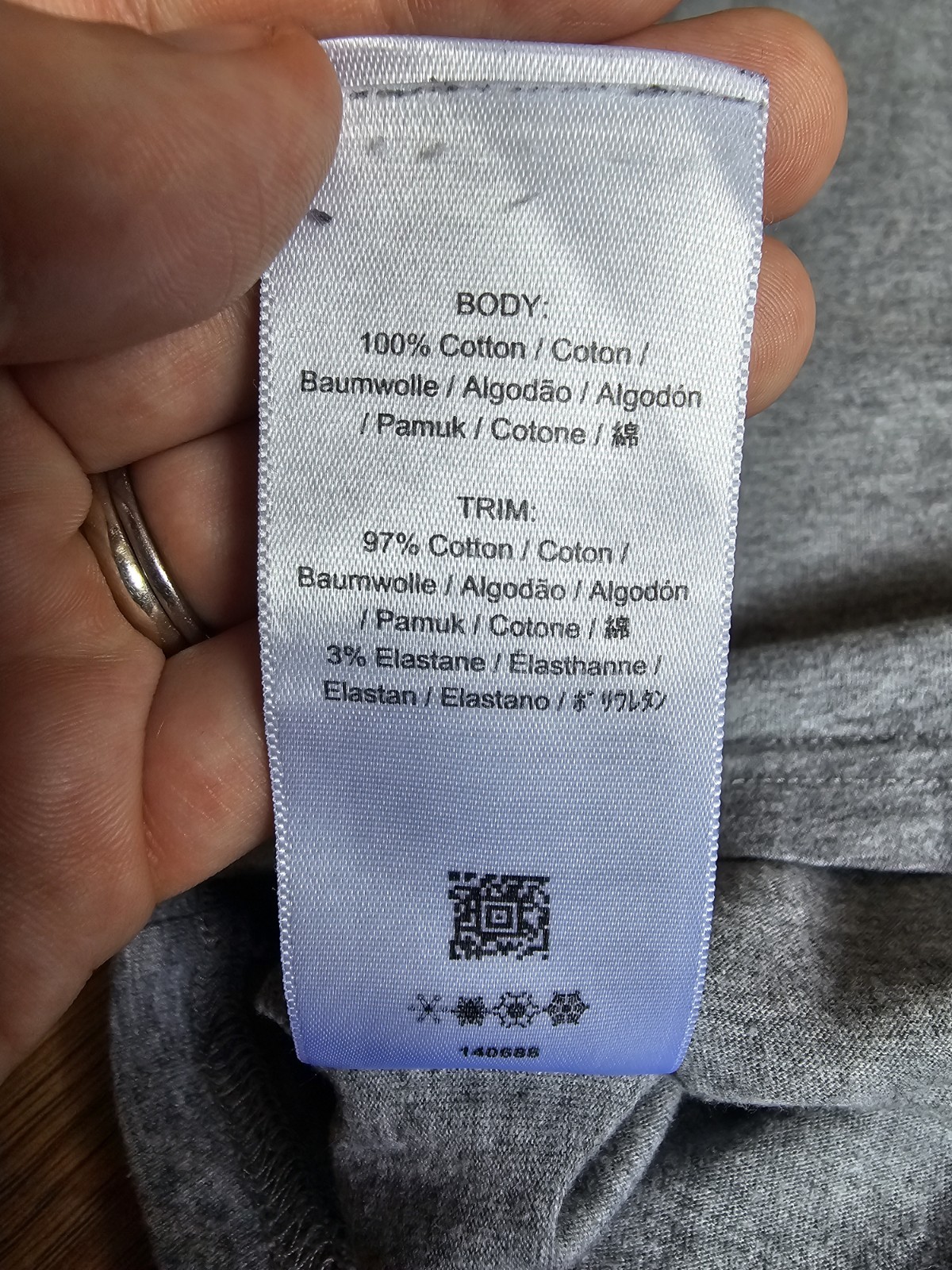 Fred Perry Mens T-Shirt Grey Large Laurel Wreath Graphic Logo Short Sleeve XXL