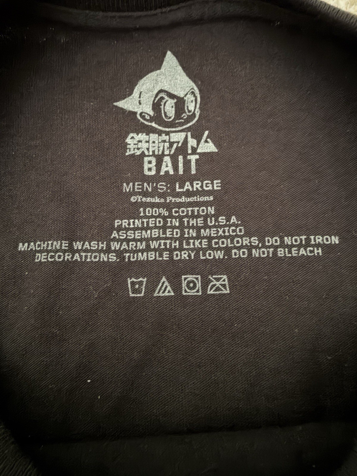 BAIT x Astro Boy Men’s Black Graphic Print Logo Cotton Crew Neck T-Shirt Size L