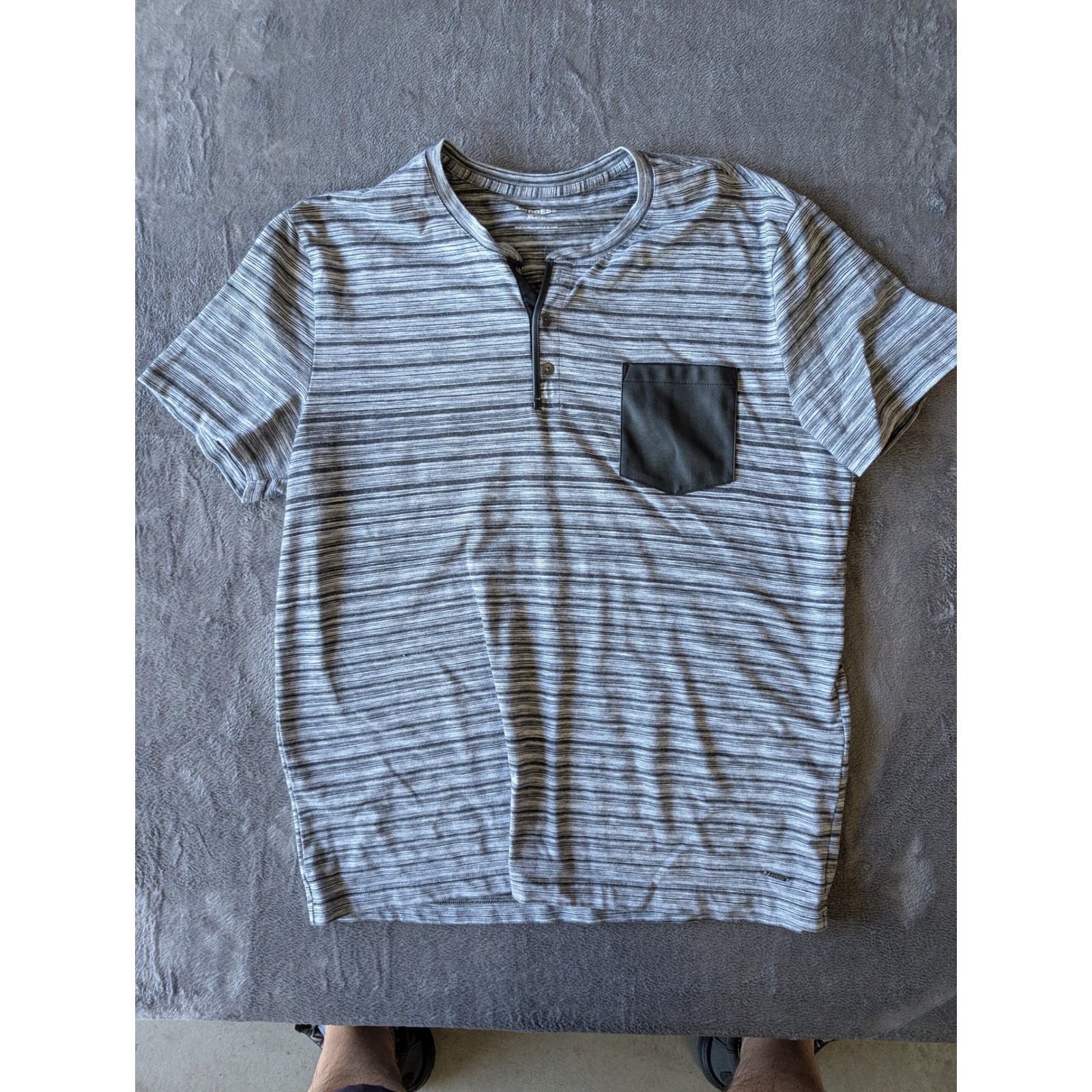 Express Mens Henley Shirt XL Grey Space Dye Striped Faux Leather Pocket Short