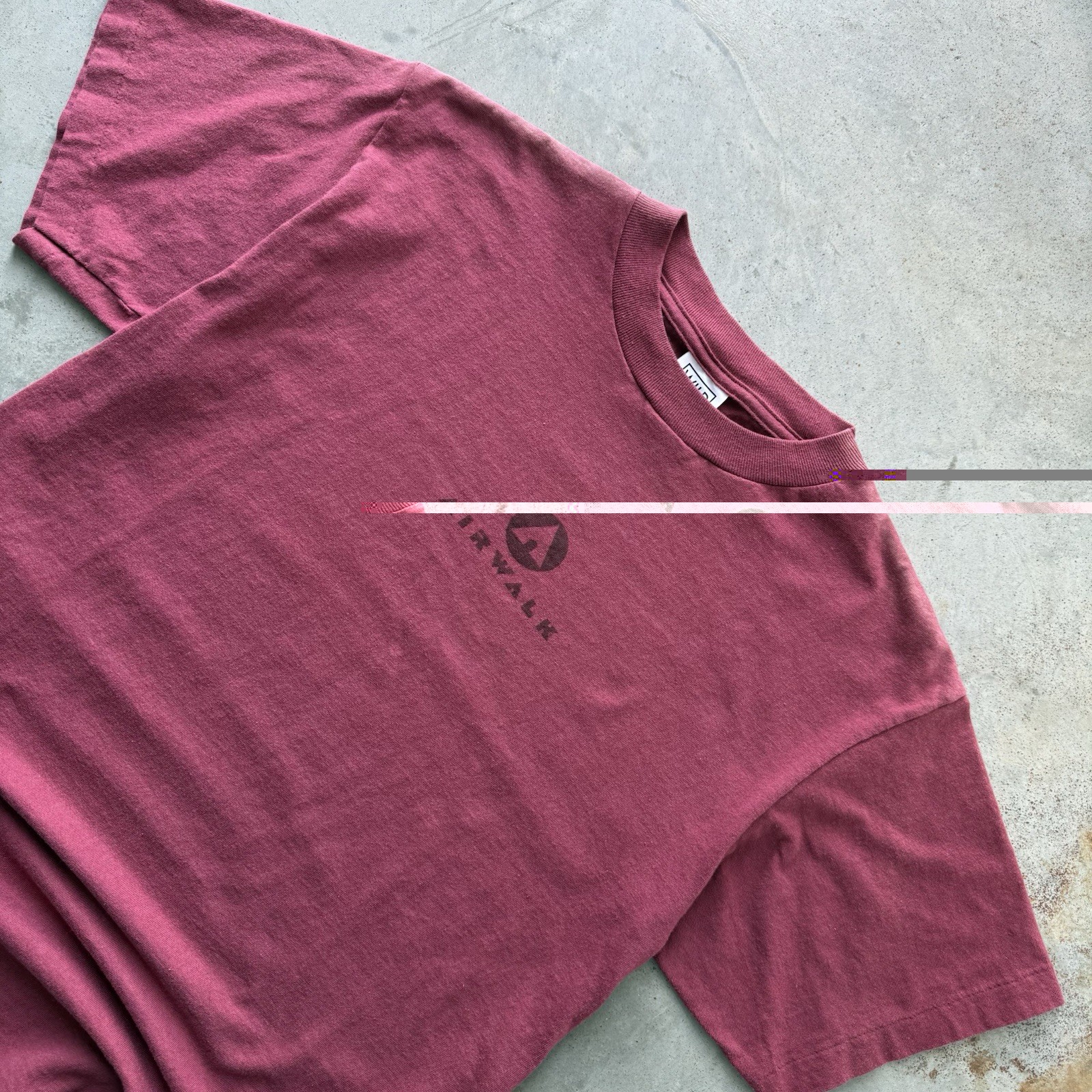 Vintage 90’s Airwalk T-shirt Size Large Single Stitch Skateboarding Skater Retro