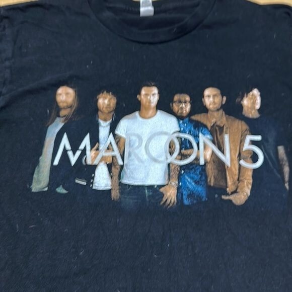 Maroon 5 Band T-shirt Mens Medium Black Pop Rock Music Casual Top 40