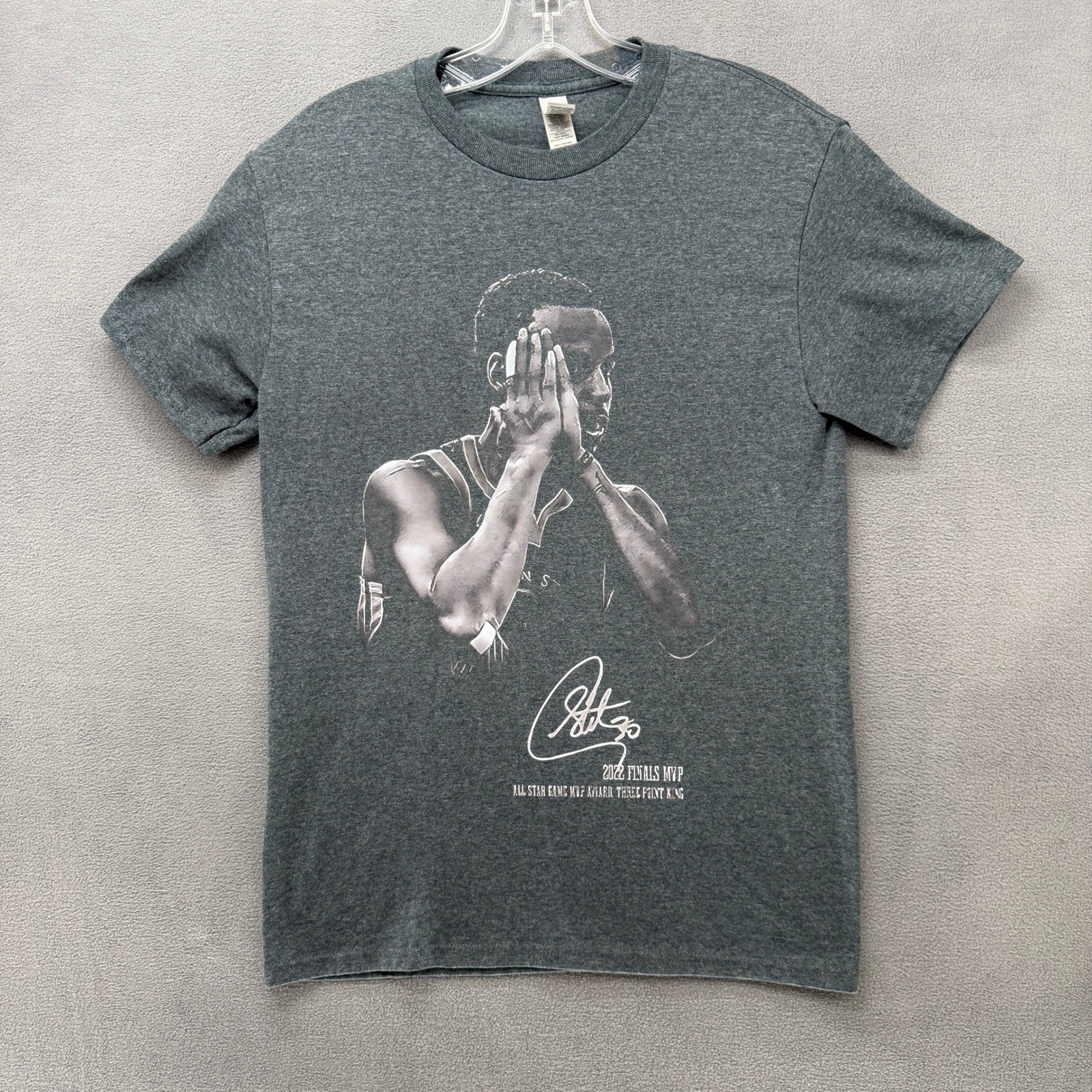 Stephen Curry T-Shirt Mens Small 2022 Finals MVP Graphic Charcoal Grey Gildan