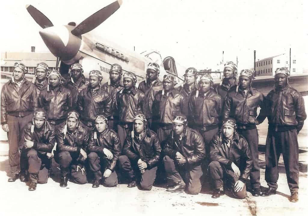 Tuskegee Airmen World War 2 Airman By Request Men’s T Shirt