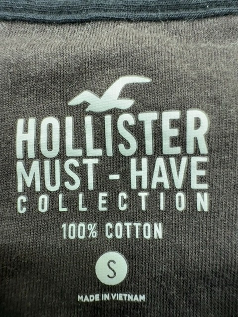 Hollister Men’s T-Shirt Black Gray Gradient Logo Size S Short Sleeve