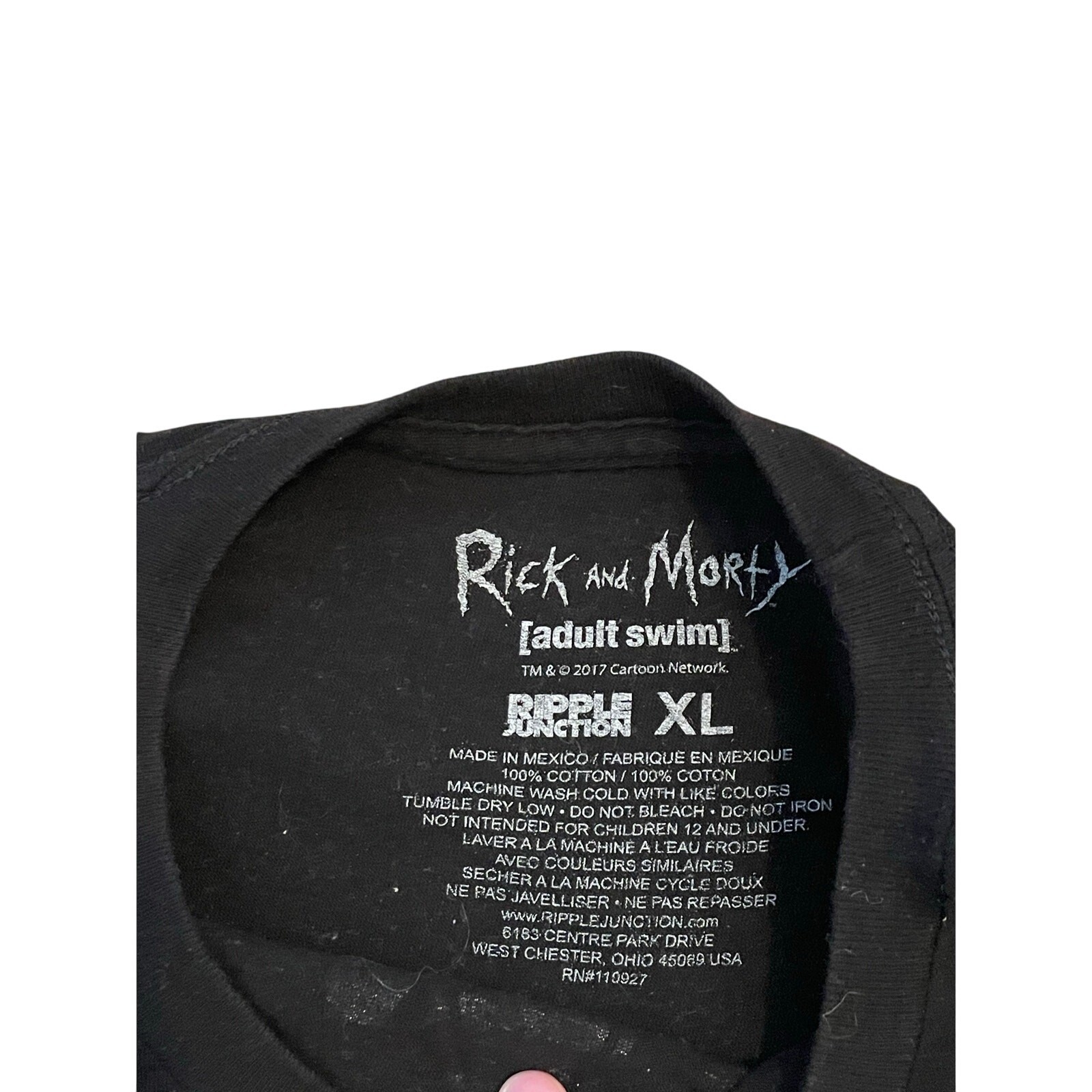 Rick and Morty adult swim 2017 rare retro shirt ripple junction XL