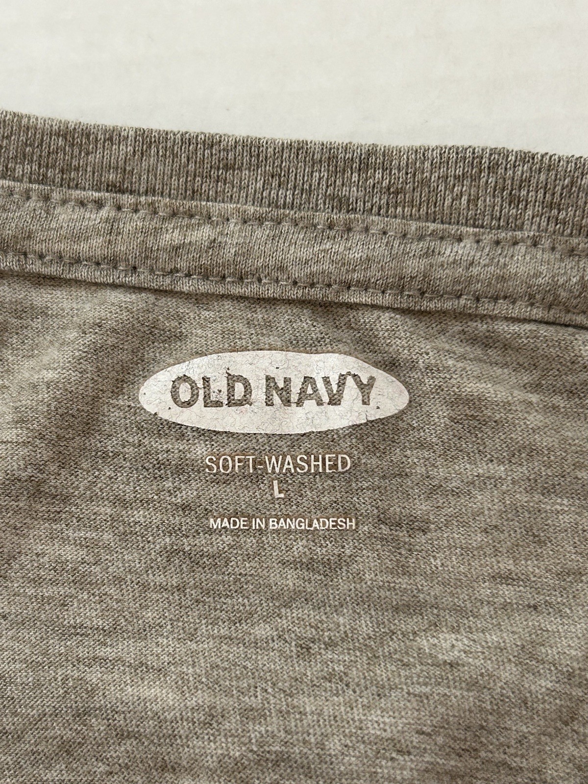 Old Navy Men’s Soft-Washed Crewneck T-Shirt Gray – Large