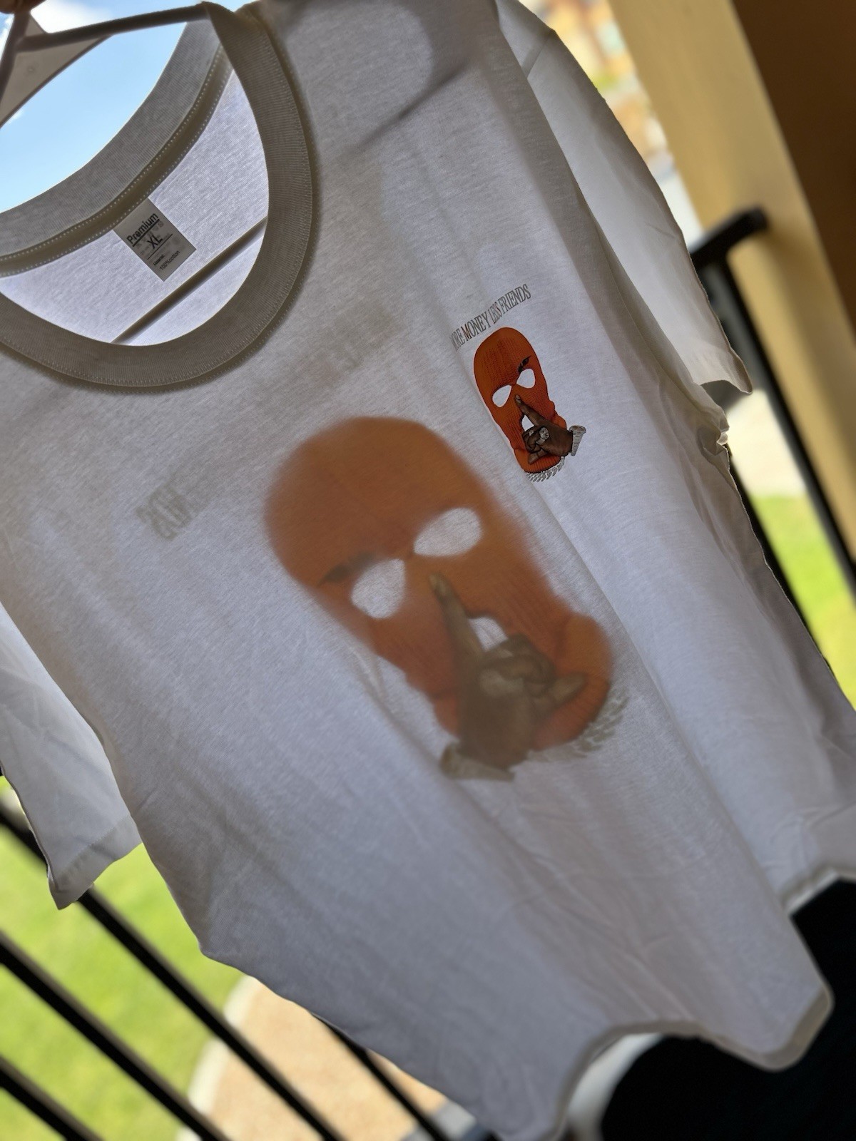 More Money Less Friends Graphic Tee White XL Streetwear T Shirt