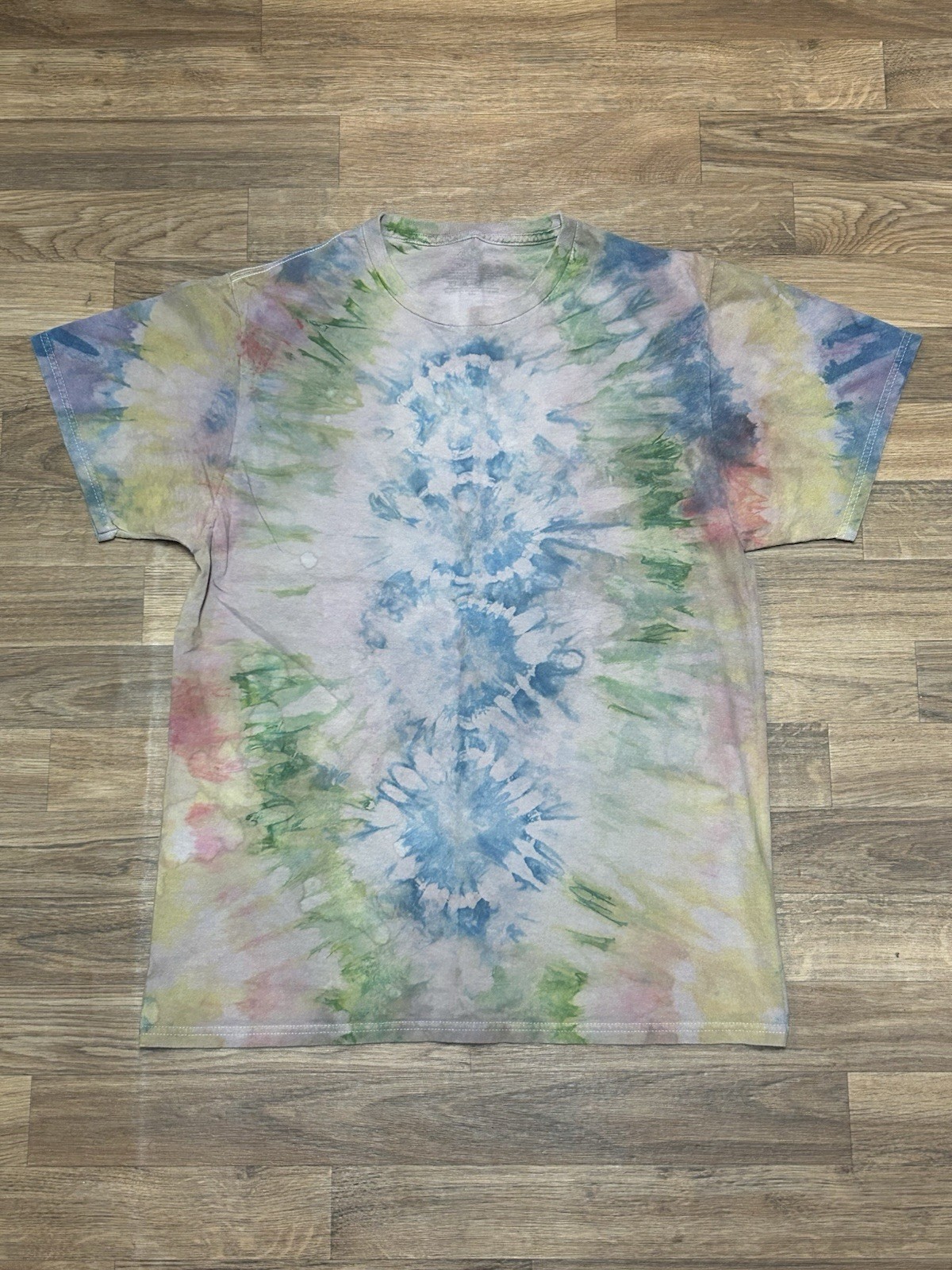 Vintage Fruit Of The Loom Tie Dye Shirt M Multicolor Rainbow Circle Graphic Tee