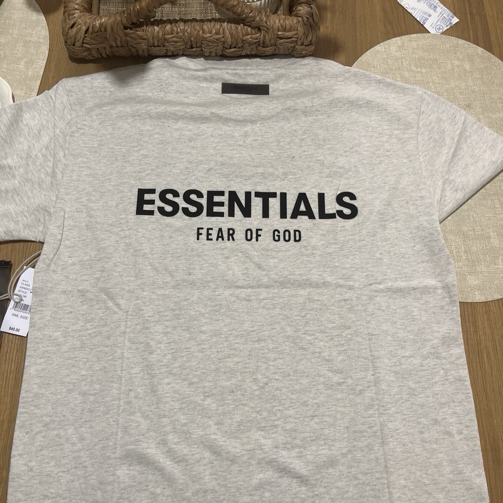 Essentials Fear of God Men’s Gray Cotton Logo Graphic Crewneck Tee Size S