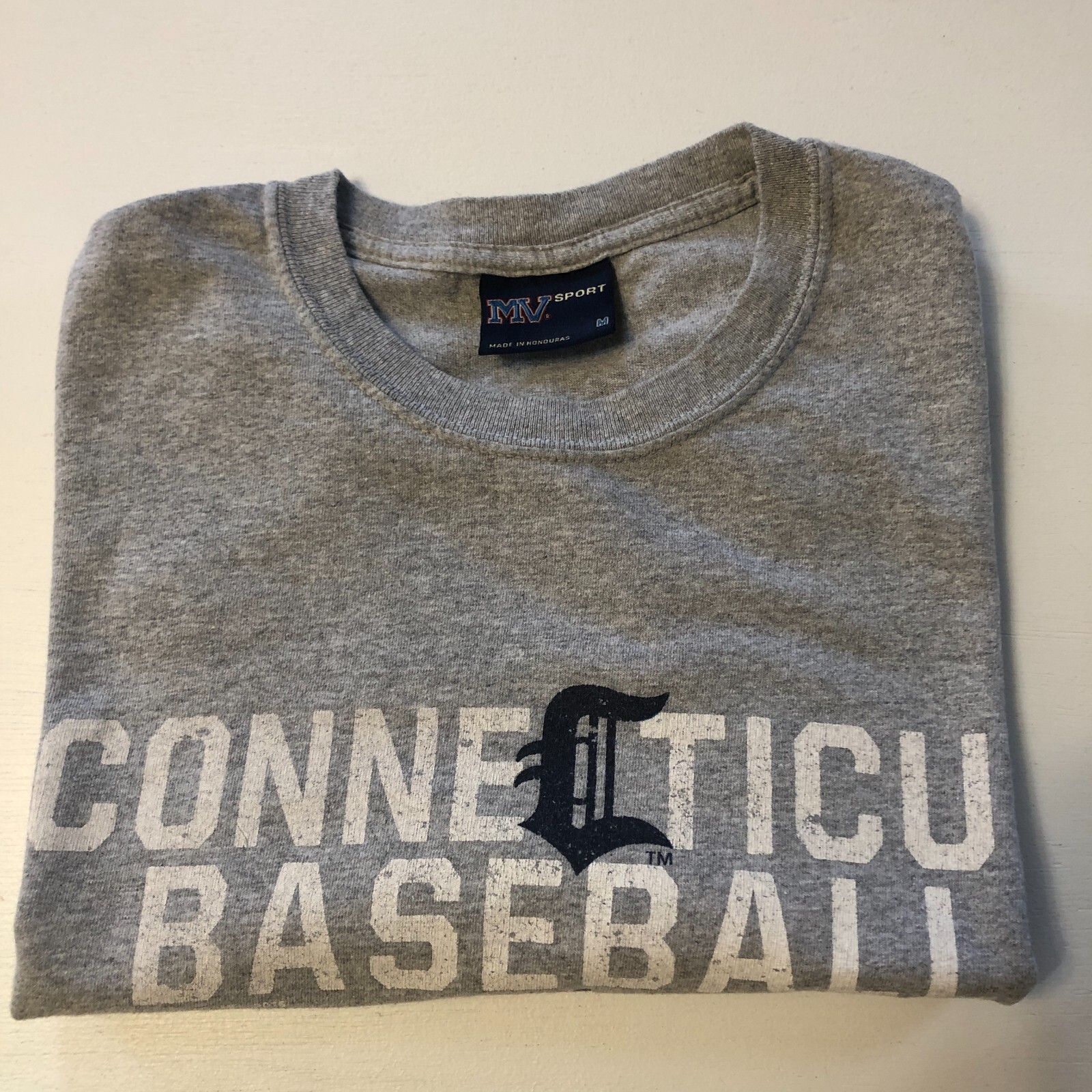 MV SPORT Connecticut Baseball Graphic T-Shirt M Heather Gray Minor League 2016