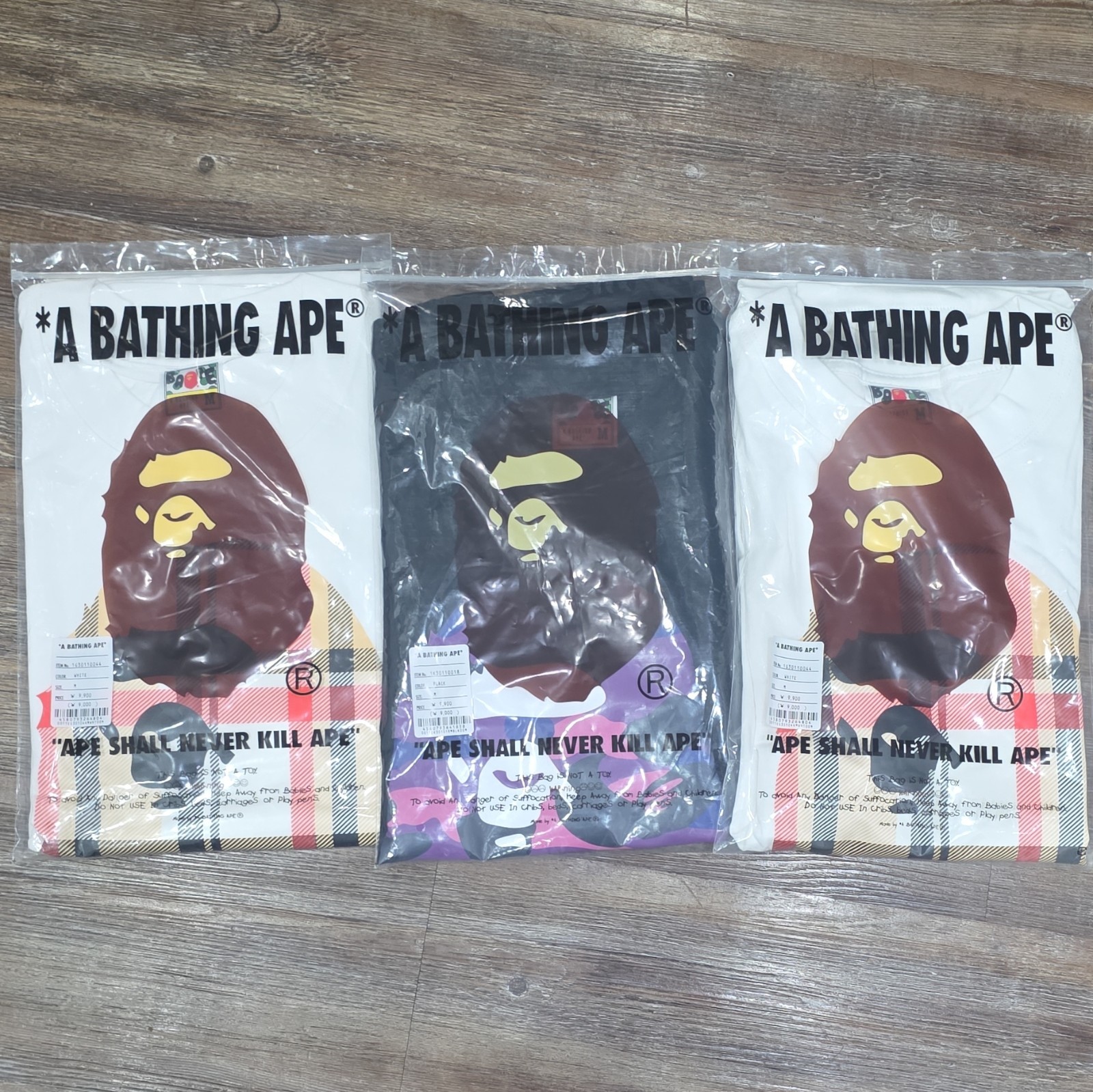 A Bathing Ape BAPE Men’s White Ape Head Graphic Tee M Crew Neck Cotton Knit