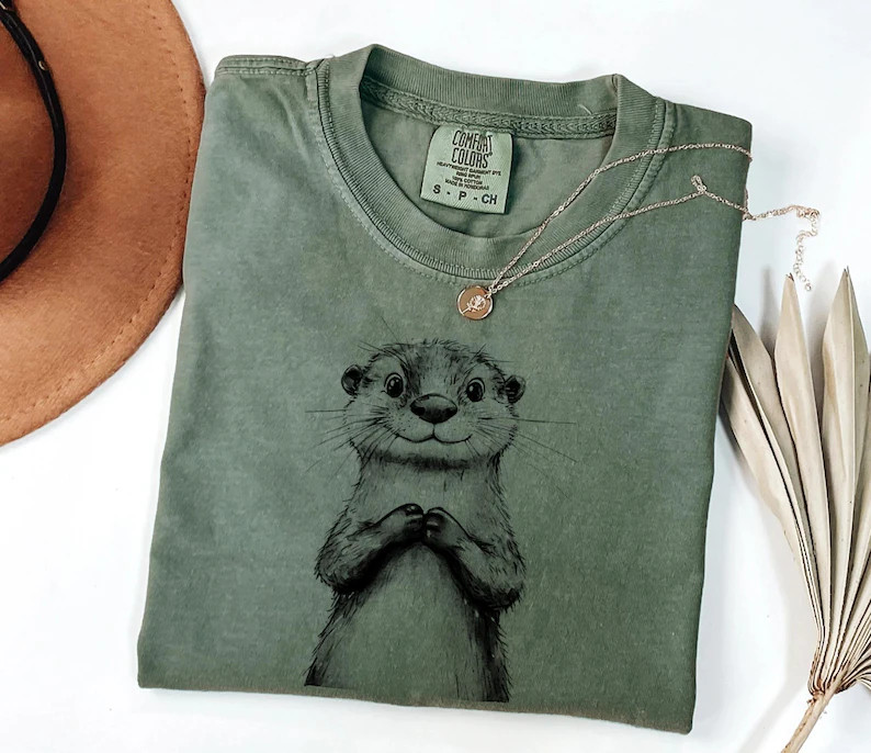 River Otter Wildlife Comfort Tee North American Animal Nature Lover Gift