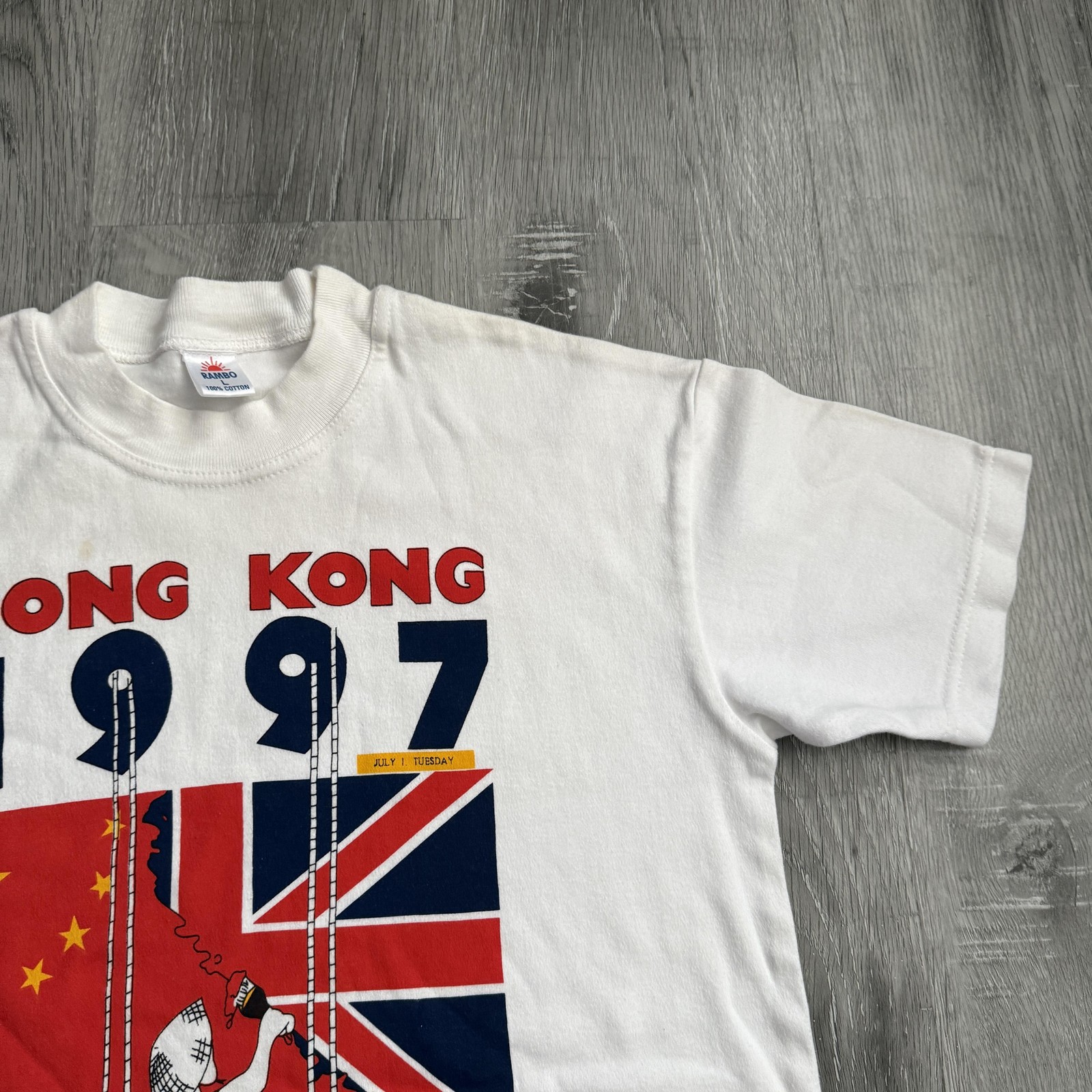 Vintage Hong Kong 1997 Shirt Mens Large White Rambo Flag Souvenir 90s Tee