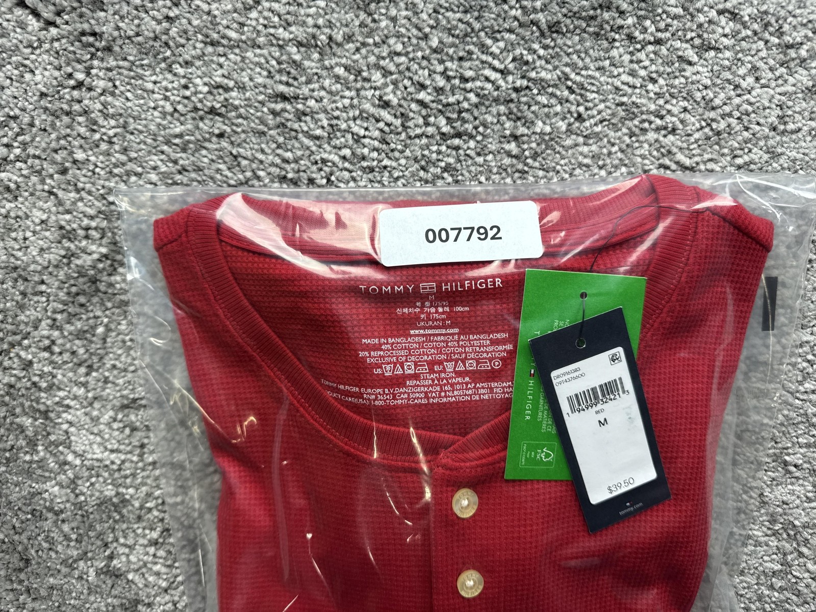 Tommy Hilfiger Shirt Mens M Red Henley Long Sleeve Tagless Cotton/Poly