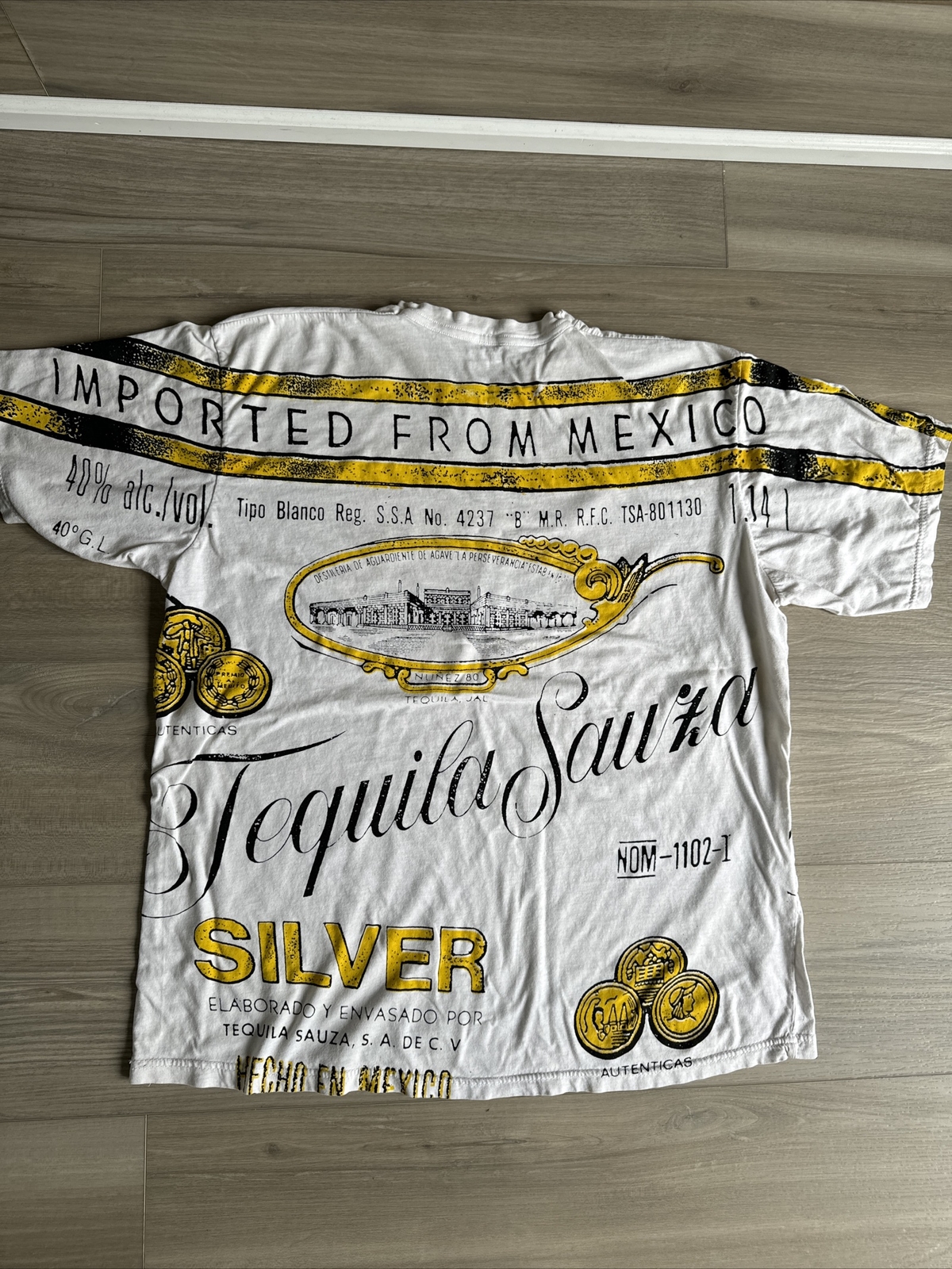 VINTAGE Men’s Sauza Tequila T-shirt – Size Large – Imported From Mexico VTG AOP