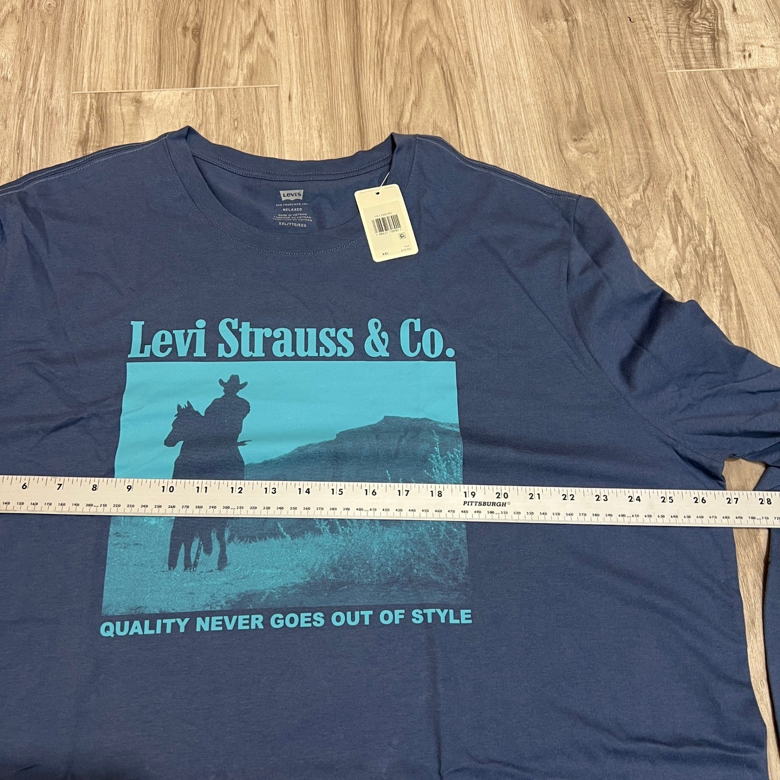 Levi’s Men’s Size 2XL Long Sleeve Tee Blue Western Graphic Cowboy Mesa Relaxed