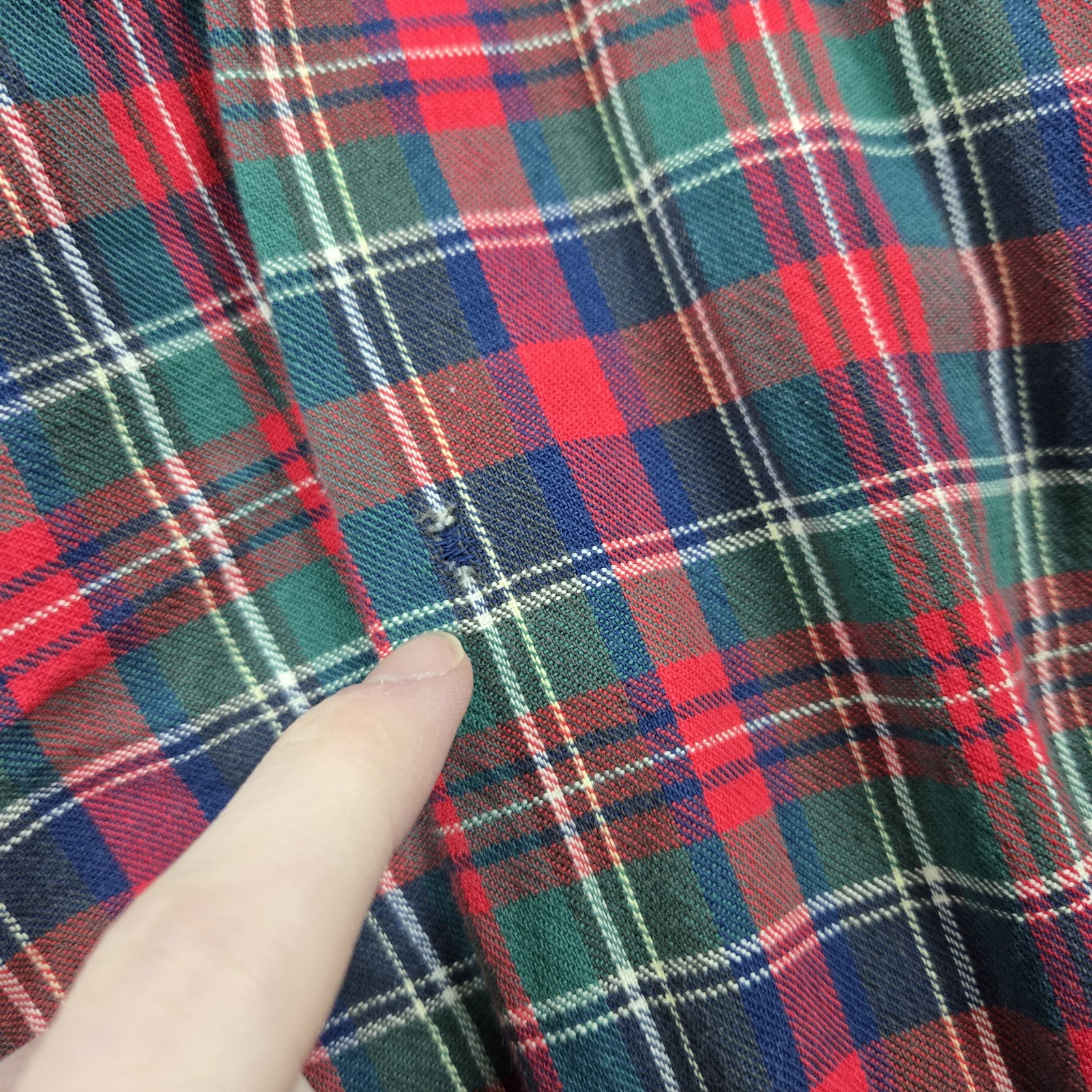 Vintage Selkirk Shirt Mens Small Red 70s 80s Button Up Plaid Woven Flannel USA
