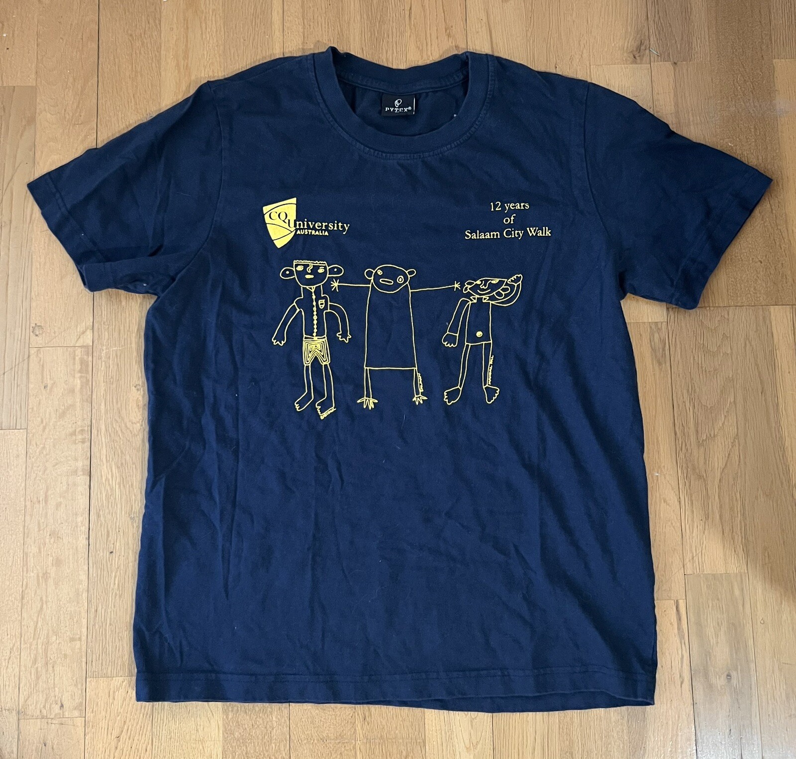 CQUniversity Australia Shirt M – 12 yrs of Salaam City Walk Dehli India🚶