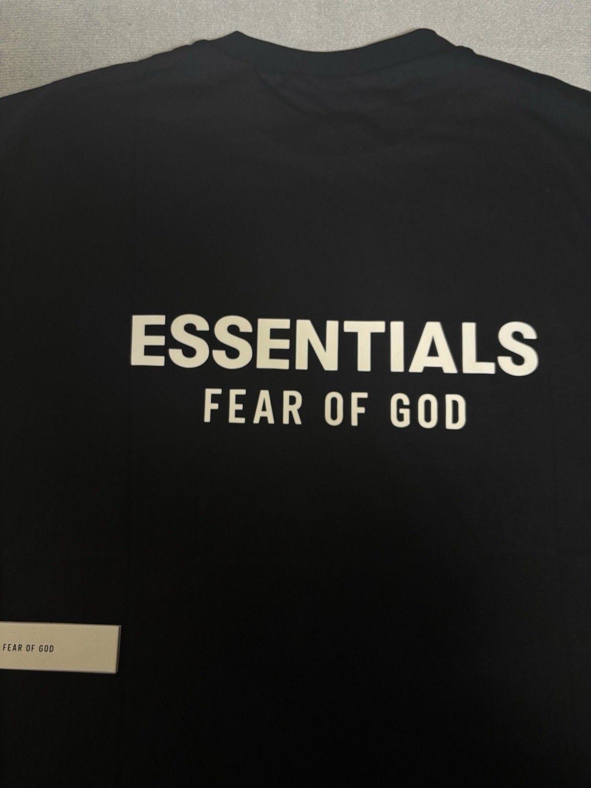 Fear of God ESSENTIALS Men’s M Black Logo Graphic Crew Neck Short Sleeve Tee