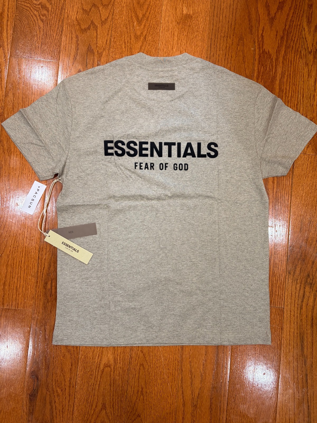 Essentials Set T-shirt and Short in Dark Oatmeal (size M)