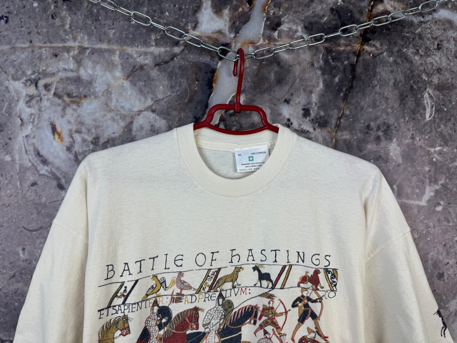 English Heritage Battle Of Hastings 1066 Graphic Tee XL⁠