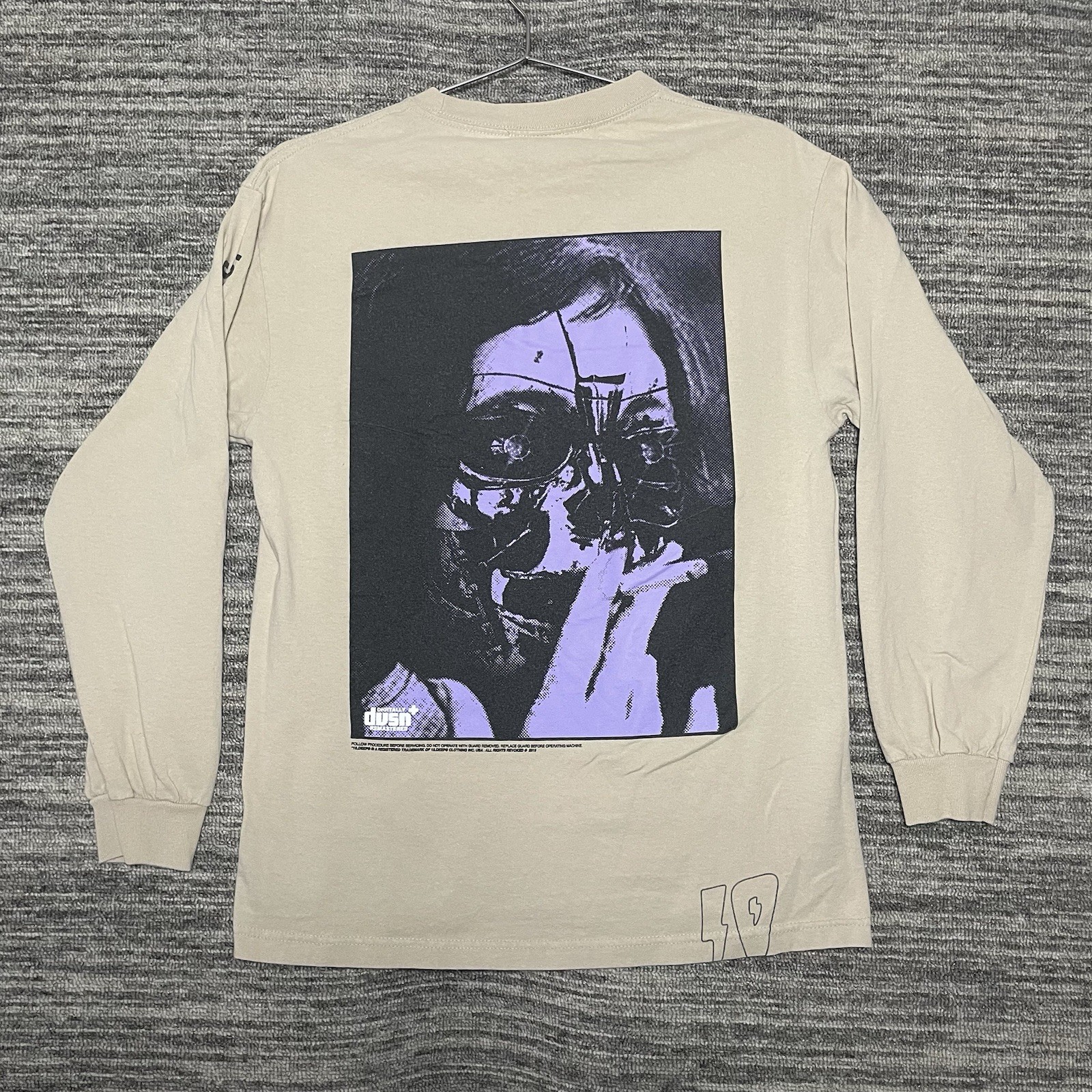 10.Deep Long Sleeve “Revenge Is A Deadly Art” Streetwear T Shirt Size Medium