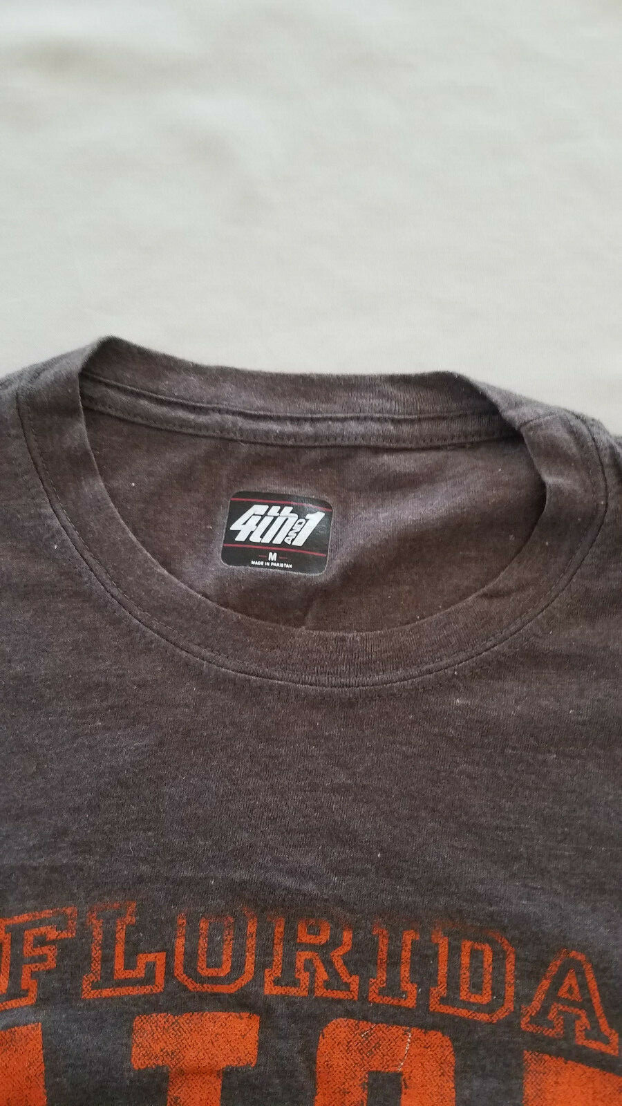 4TH AND 1 Florida Gators Regular Fit Men’s T-Shirt Size MEDIUM GRAY COTTON POLY