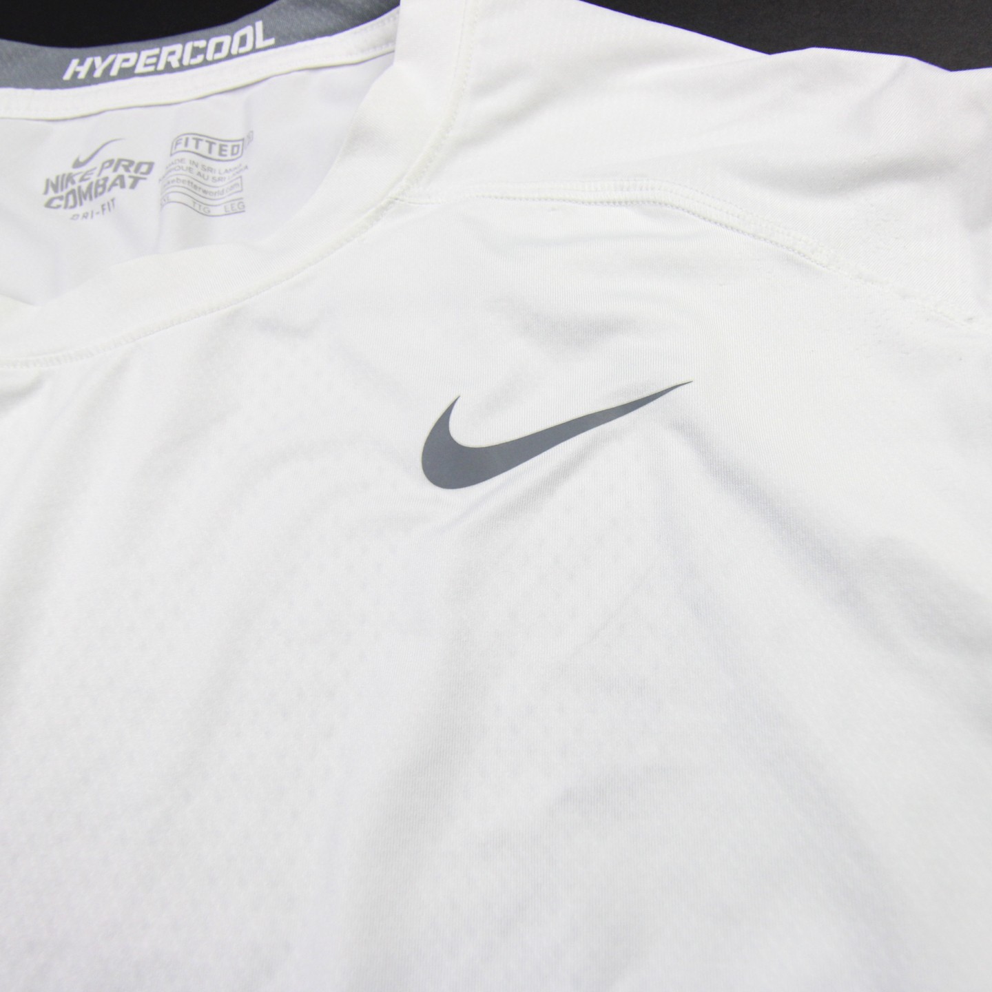 Nike Pro Combat Sleeveless Shirt Men’s White Used Multiple Sizes