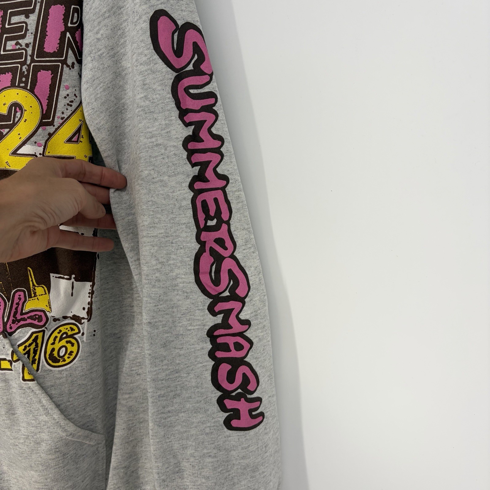 The Lyrical Lemonade Summer Smash Music Festival 2024 SPKRBX Med Racing Hoodie M