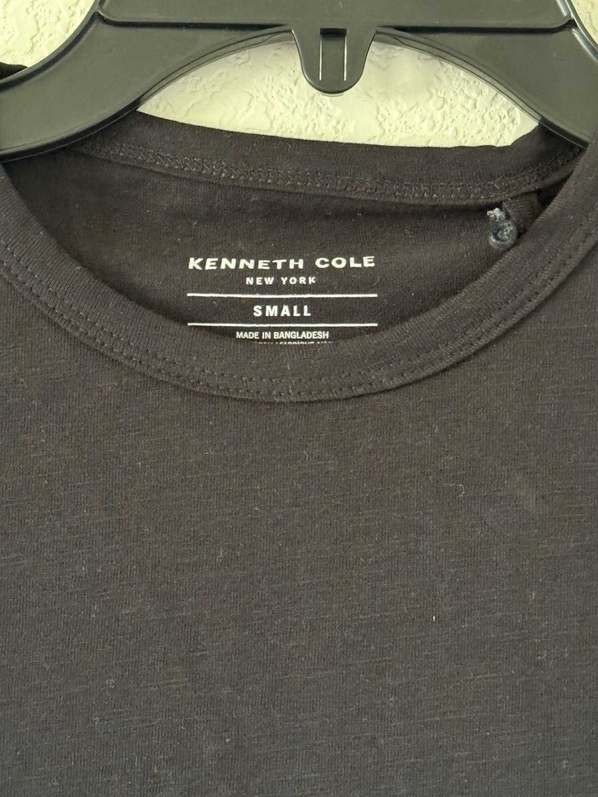Kenneth Cole Small Black Classic Knit Pocket T-Shirt Super Soft 100% Cotton
