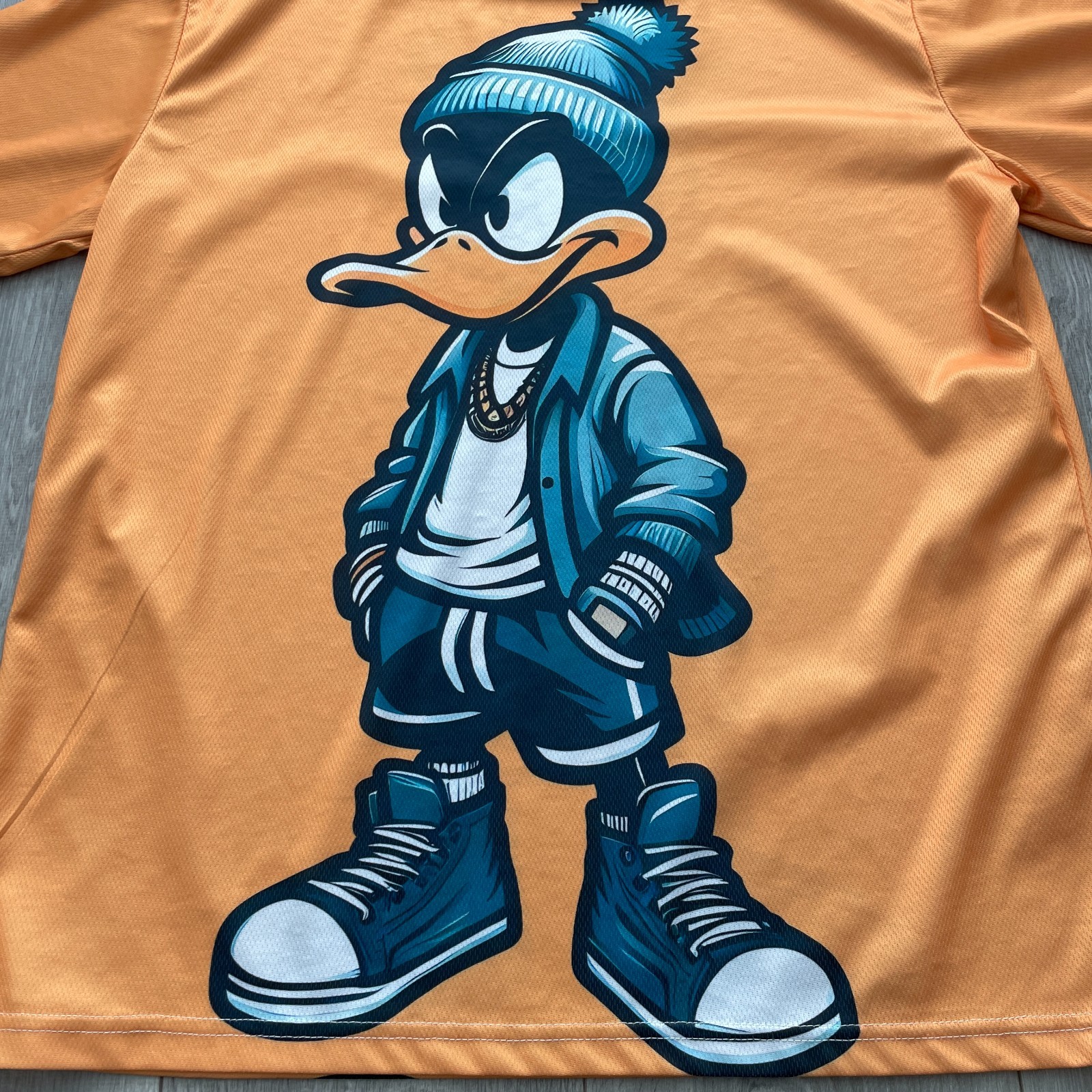 Duck T Shirt Mens XL Orange Cartoon Character Graphic Streetwear Tee Crew Neck
