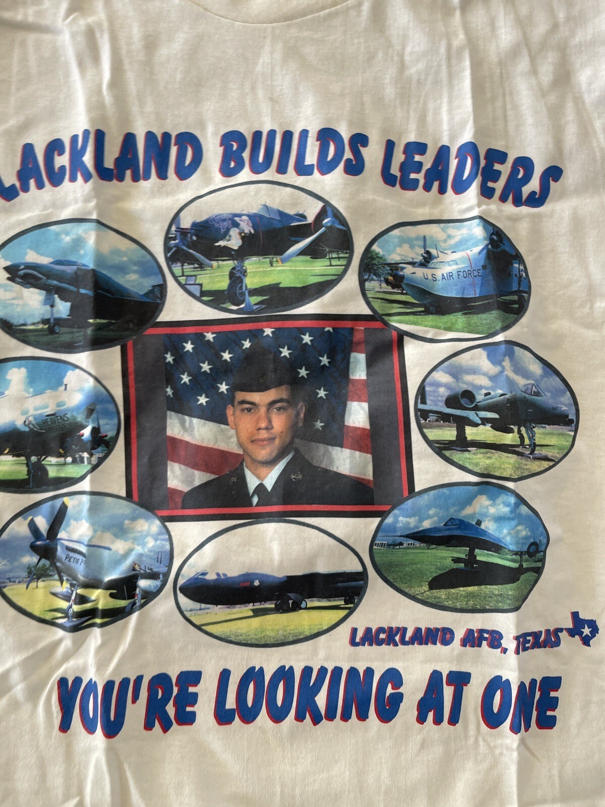 US Air Force USAF Military Lackland TX T-Shirt Men’s Size L