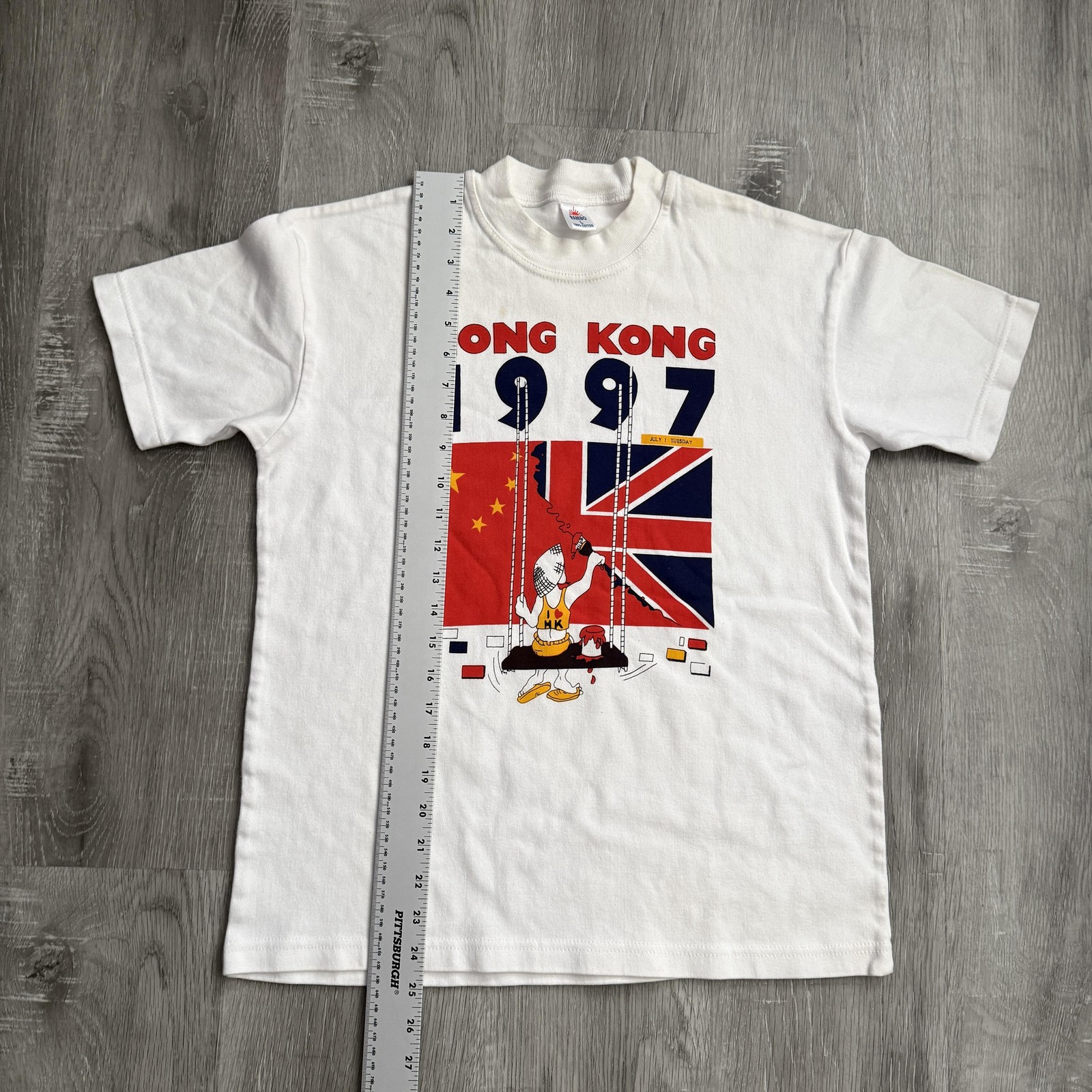 Vintage Hong Kong 1997 Shirt Mens Large White Rambo Flag Souvenir 90s Tee