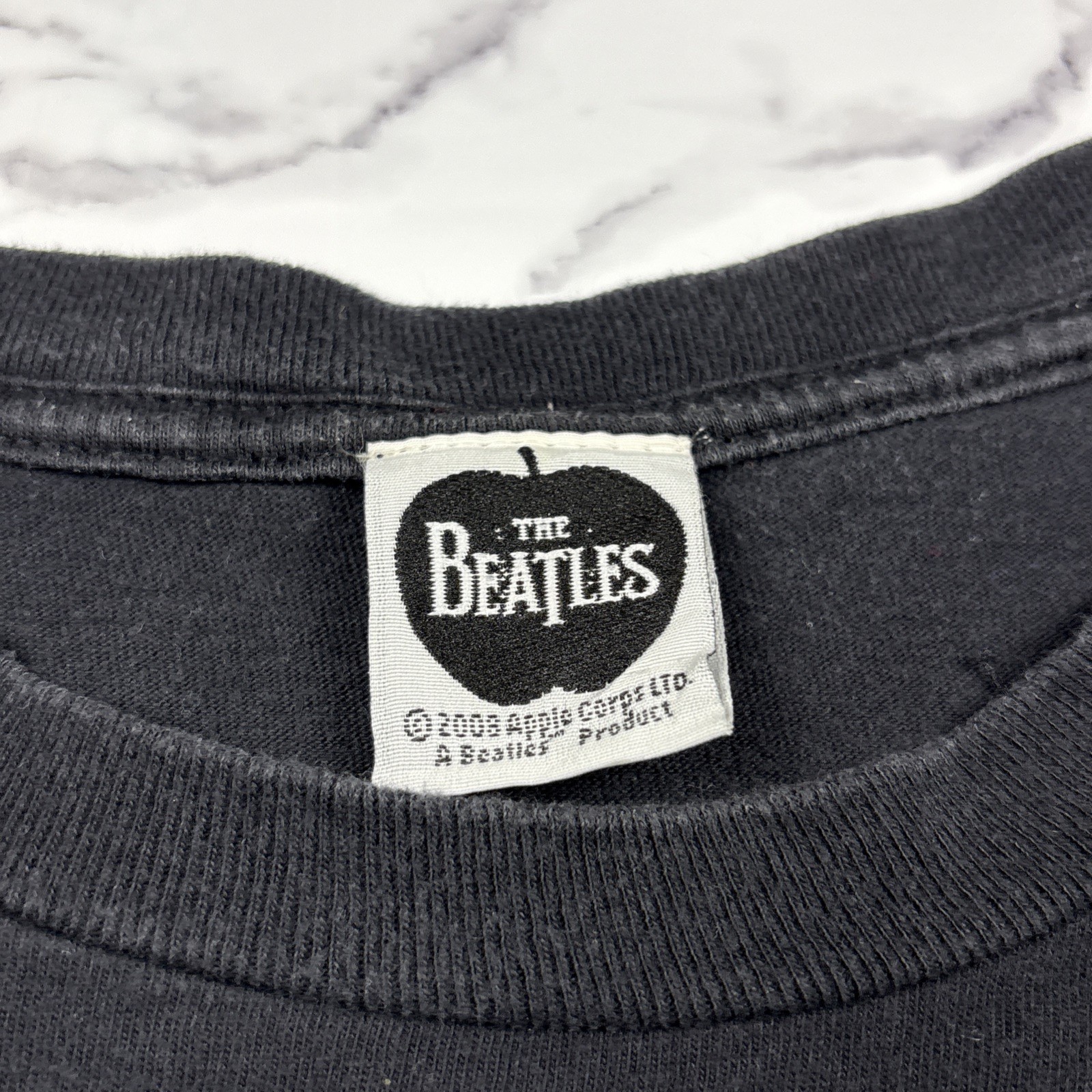 VTG 2008 The Beatles Apple Records Faded Green Apple Black Band Promo T-Shirt XL