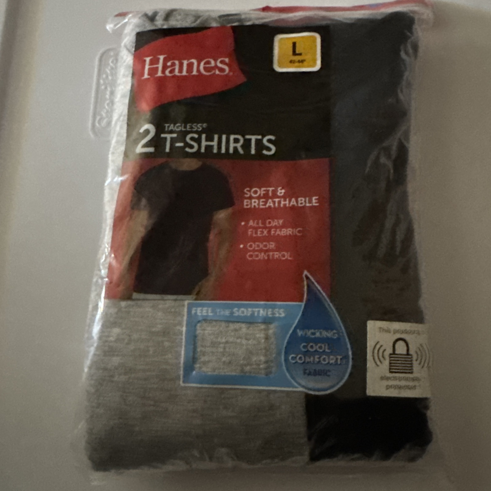 Hanes Color T-shirts Large 42-44 Black-Grey 2-pac Cotton Poly Machine Wash